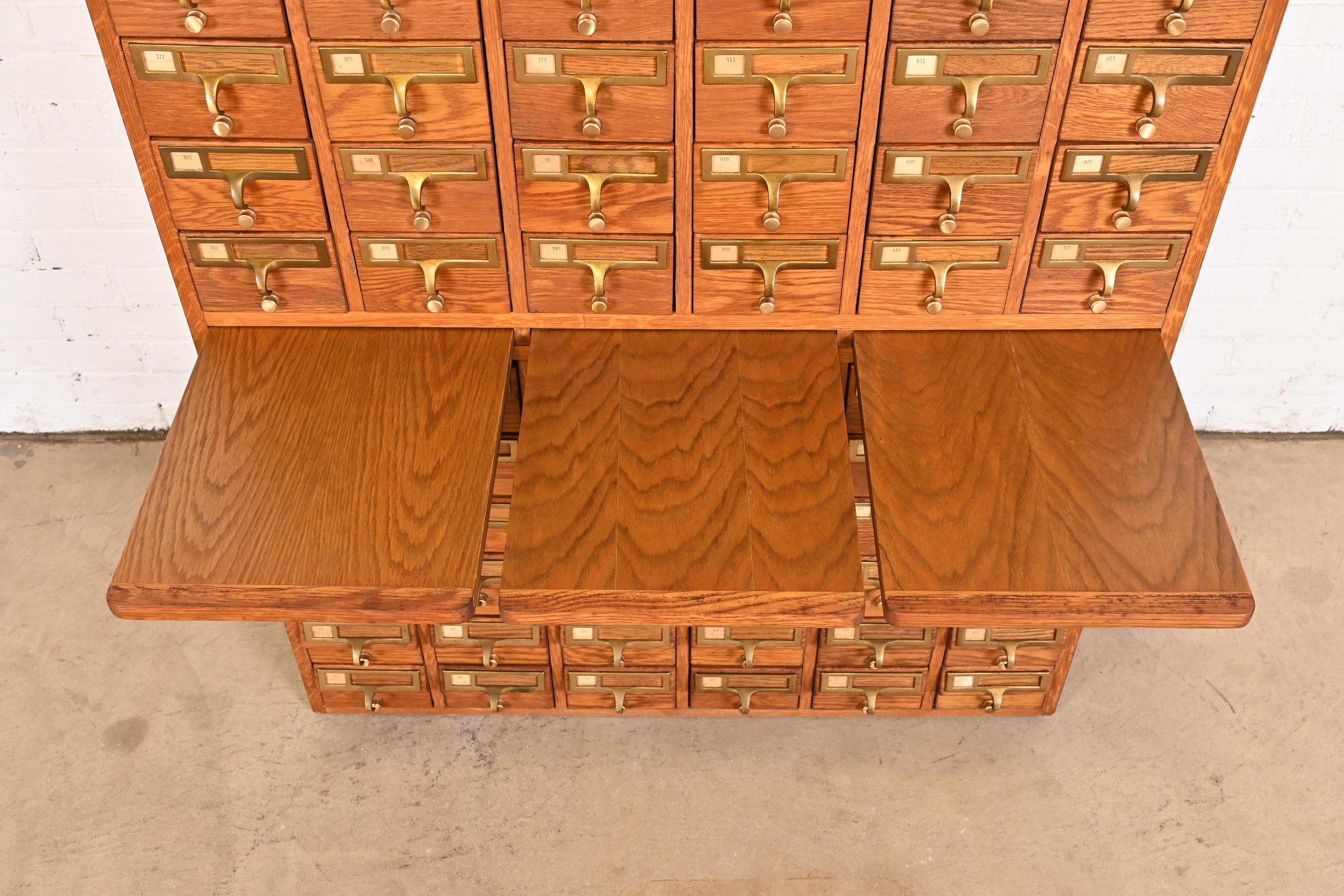 Mid-Century Modern Oak 72-Drawer Library Card Catalog Cabinet, Circa 1950s For Sale 3