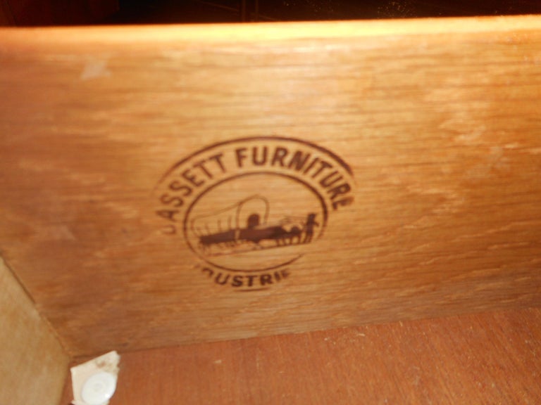 Mid Century Modern Oak And Walnut, Bassett Furniture Industries Mid Century Dresser