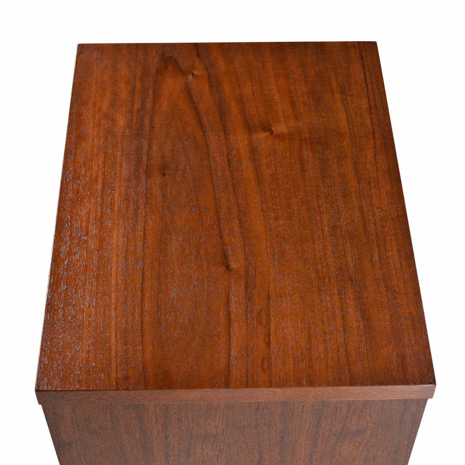 American Mid-Century Modern Oak and Walnut Nightstand Bedside Tables by Kroehler