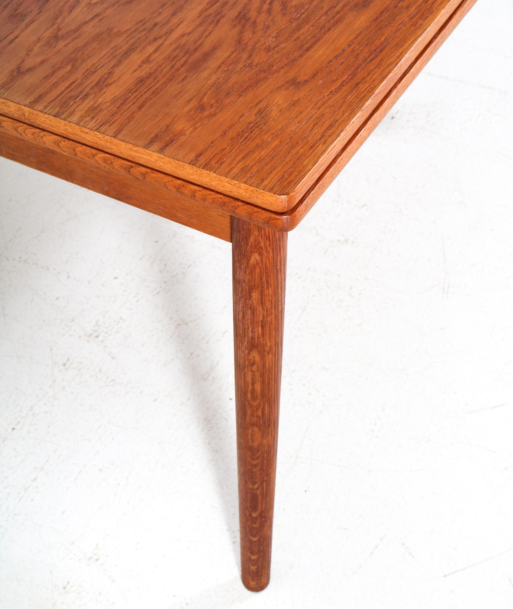  Mid-Century Modern Oak AT-316 Dining Table by Hans J. Wegner for Andreas Tuck For Sale 3