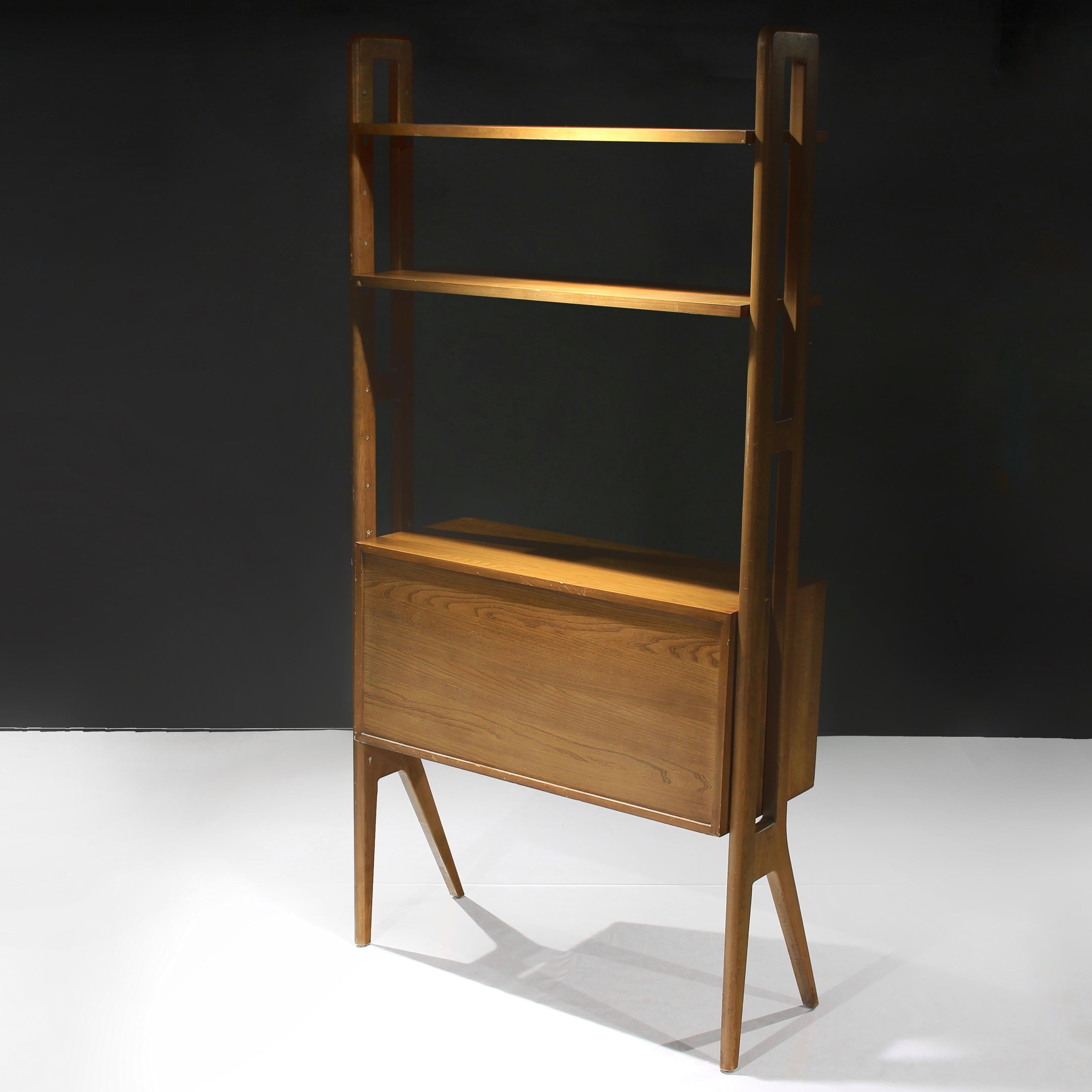 20th Century Mid-Century Modern Oak Bookcase Free Standing in Manner of Kurt Østervig, 1960s For Sale