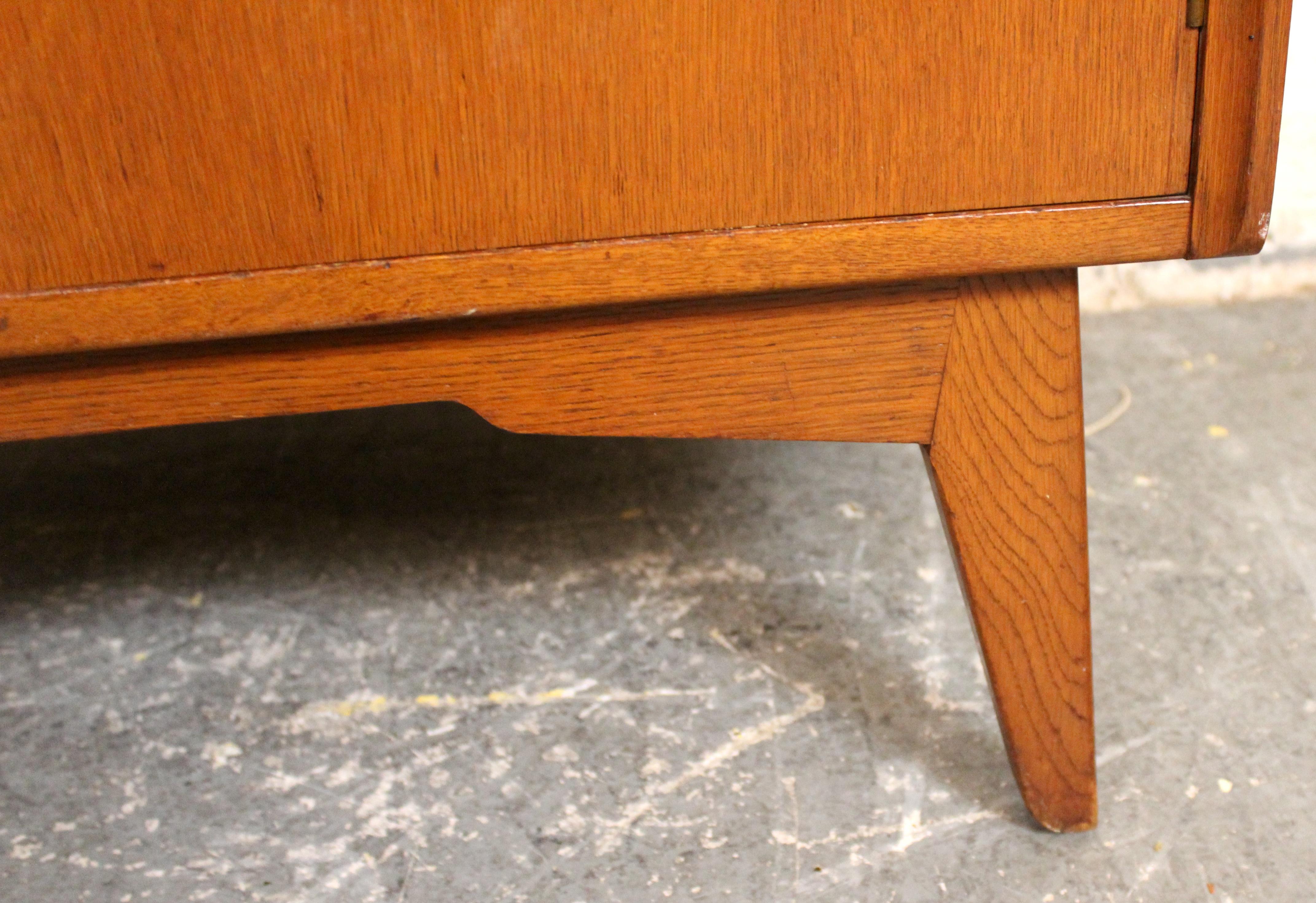 Mid-Century Modern Oak Cabinet by G-Plan For Sale 12