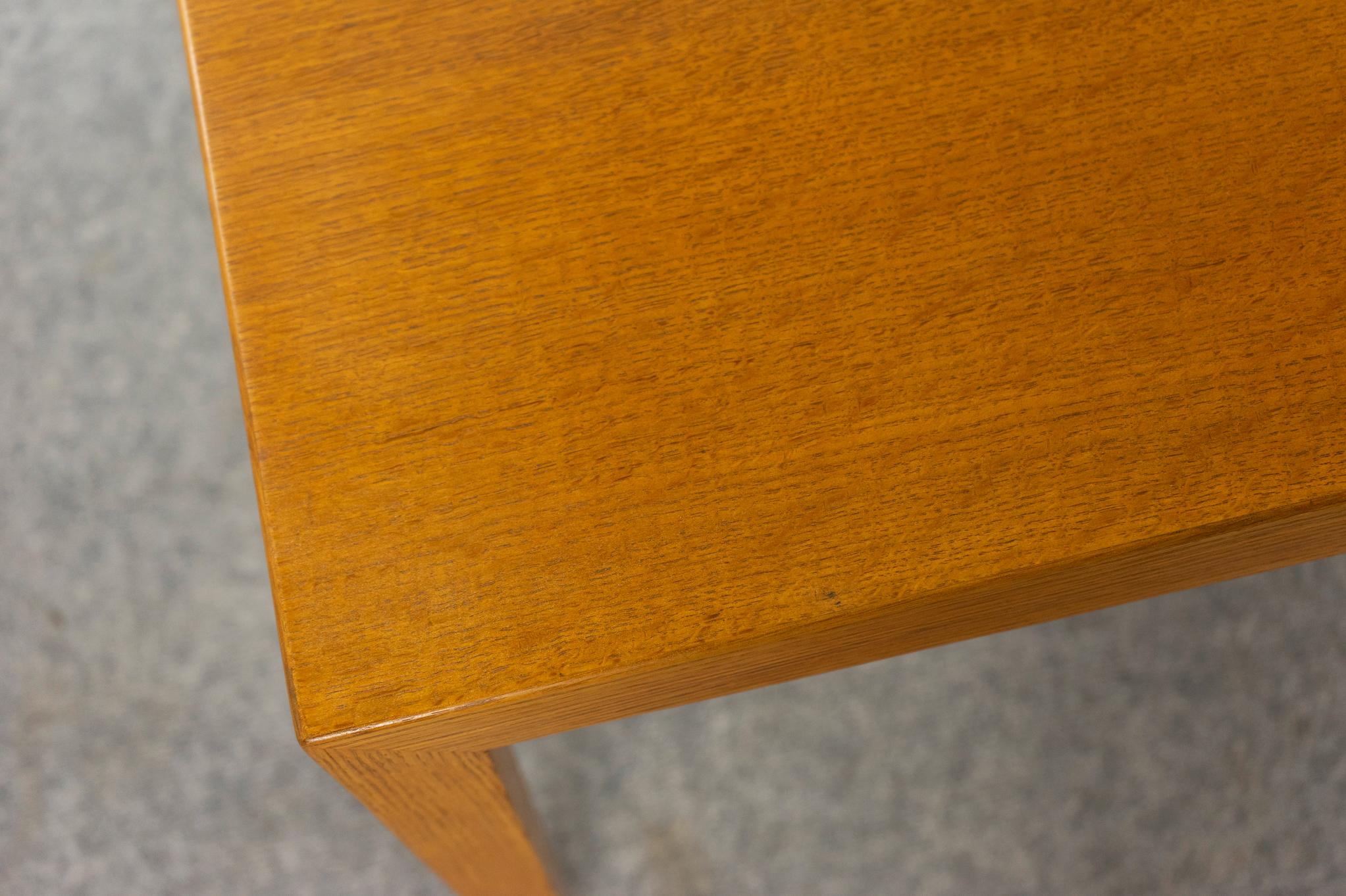 Veneer Mid-Century Modern Oak Coffee Table Designed by Severin Hansen for Haslev For Sale