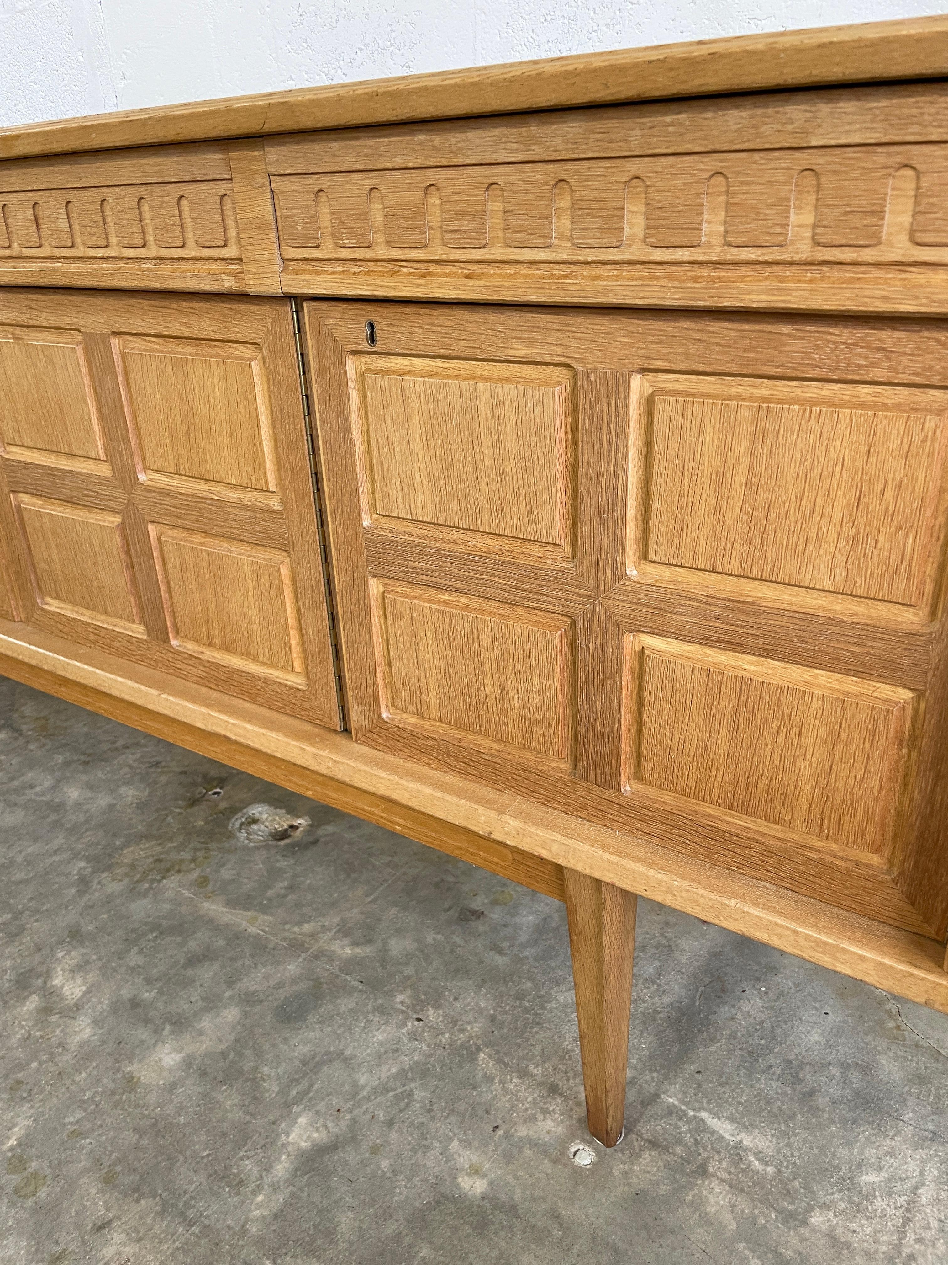 Mid Century Oak Credenza or Console. Shelf behind doors. Key included.