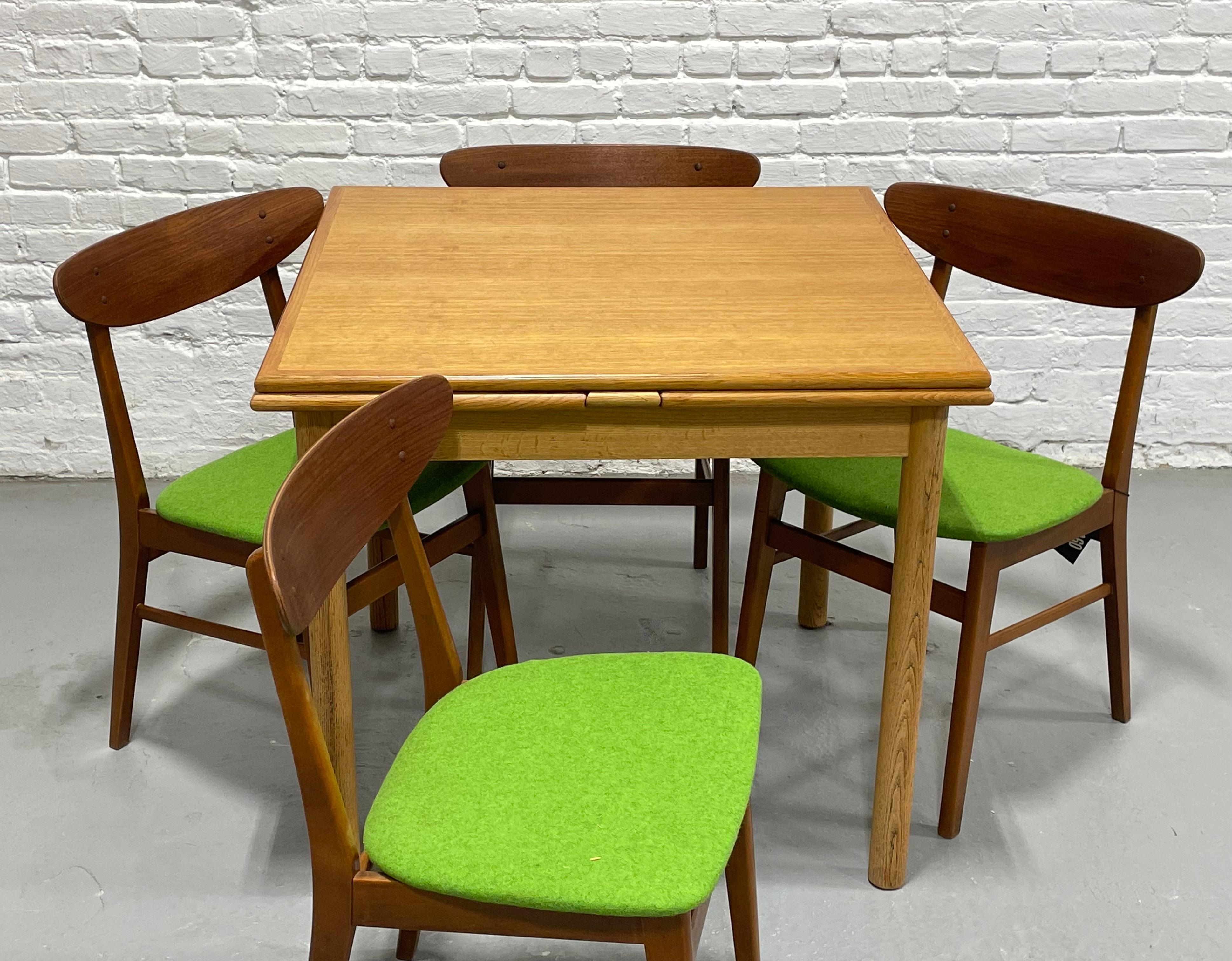 Table à manger danoise en Oak Modern, feuilles cachées, C.C. 1960. en vente 8