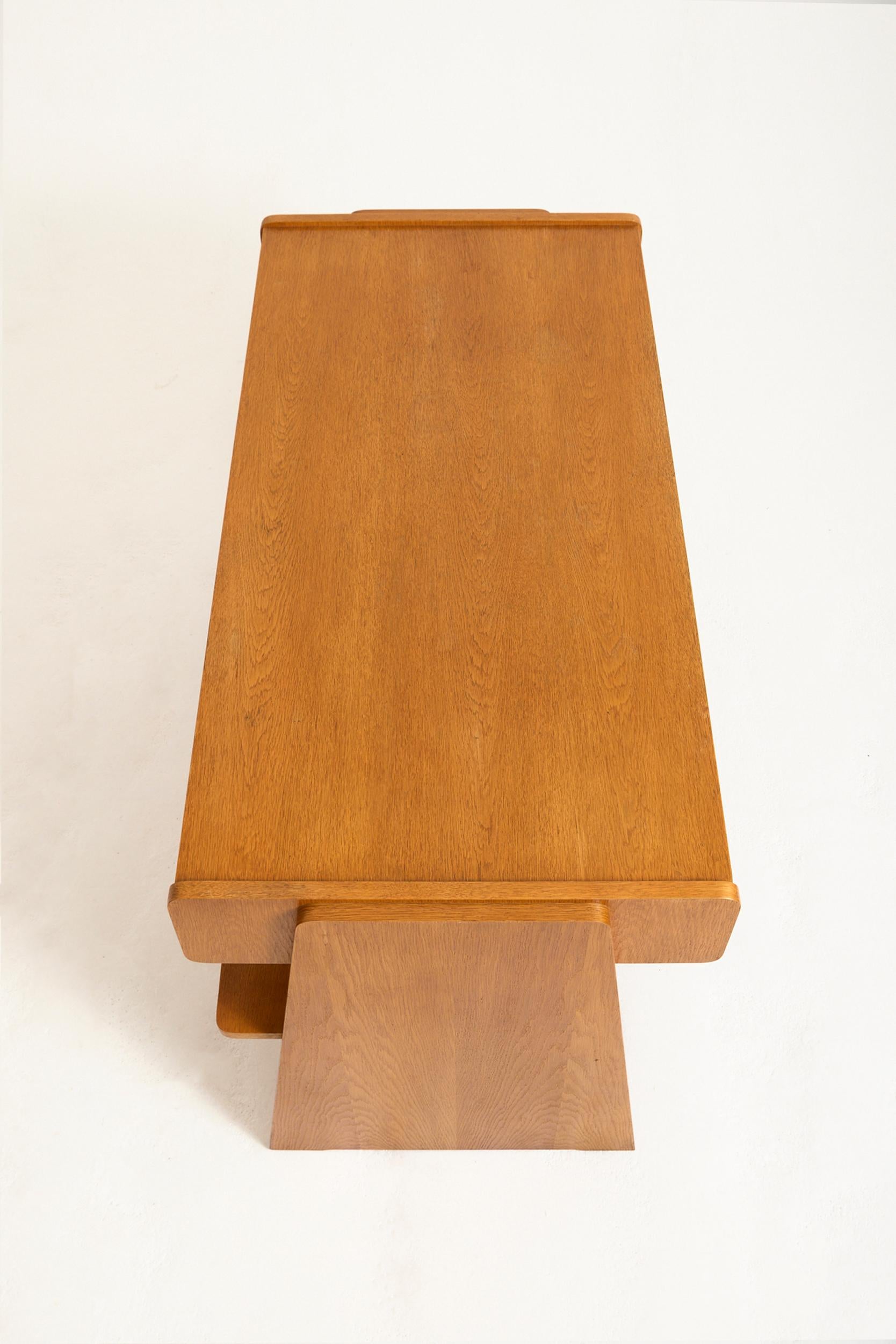 Mid-Century Modern Oak Desk For Sale 2