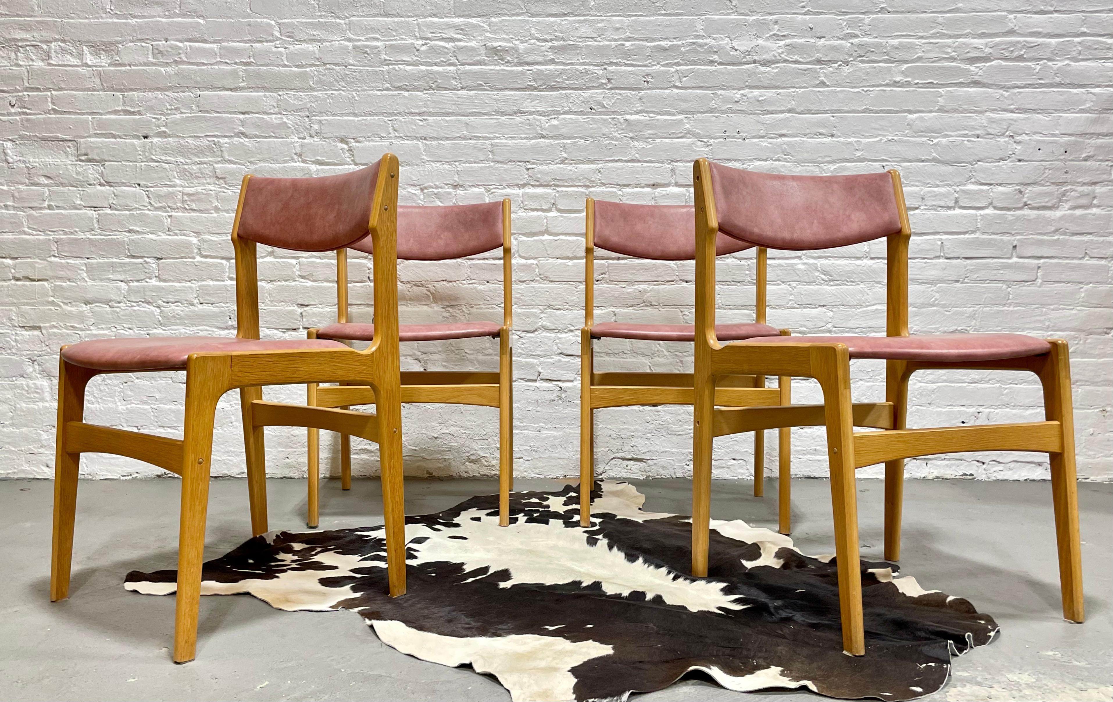 Mid Century MODERN Oak DINING CHAIRS Pink Upholstery, Set of 4 In Good Condition For Sale In Weehawken, NJ