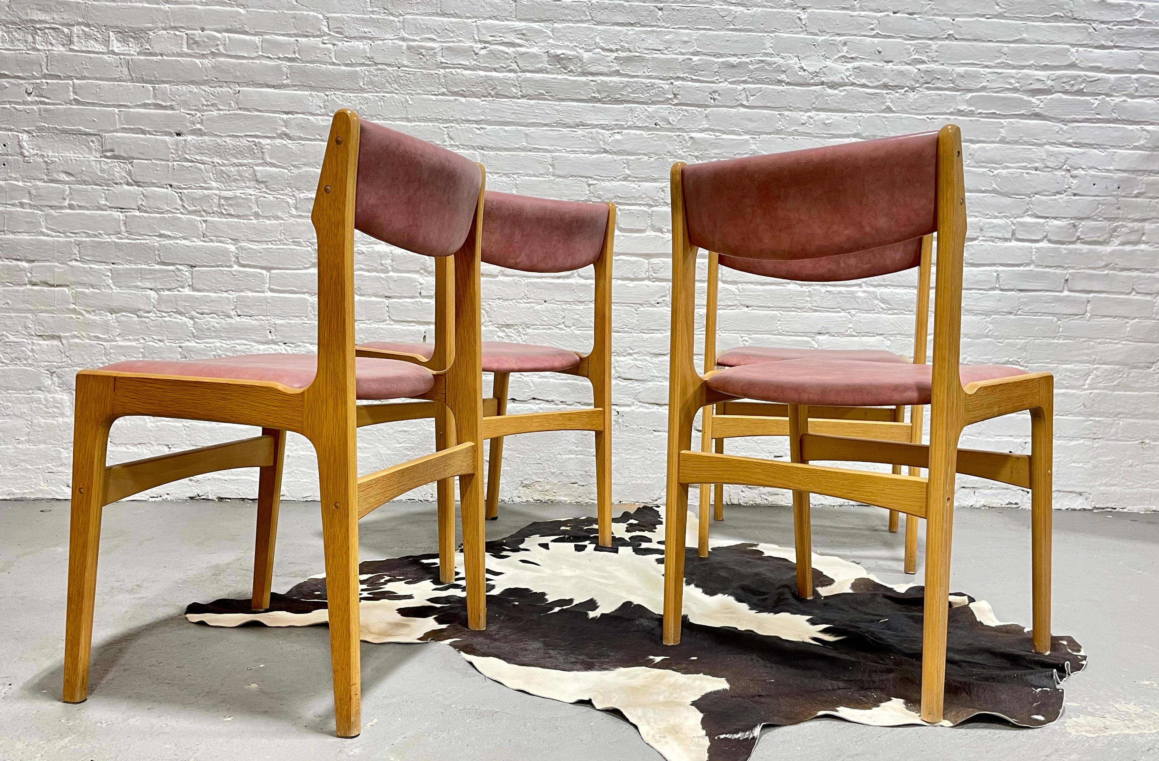 Mid Century MODERN Oak DINING CHAIRS Pink Upholstery, Set of 4 For Sale 3