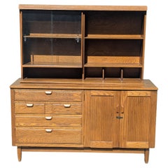 Mid Century Modern Oak Display Cabinet Hutch, um 1960