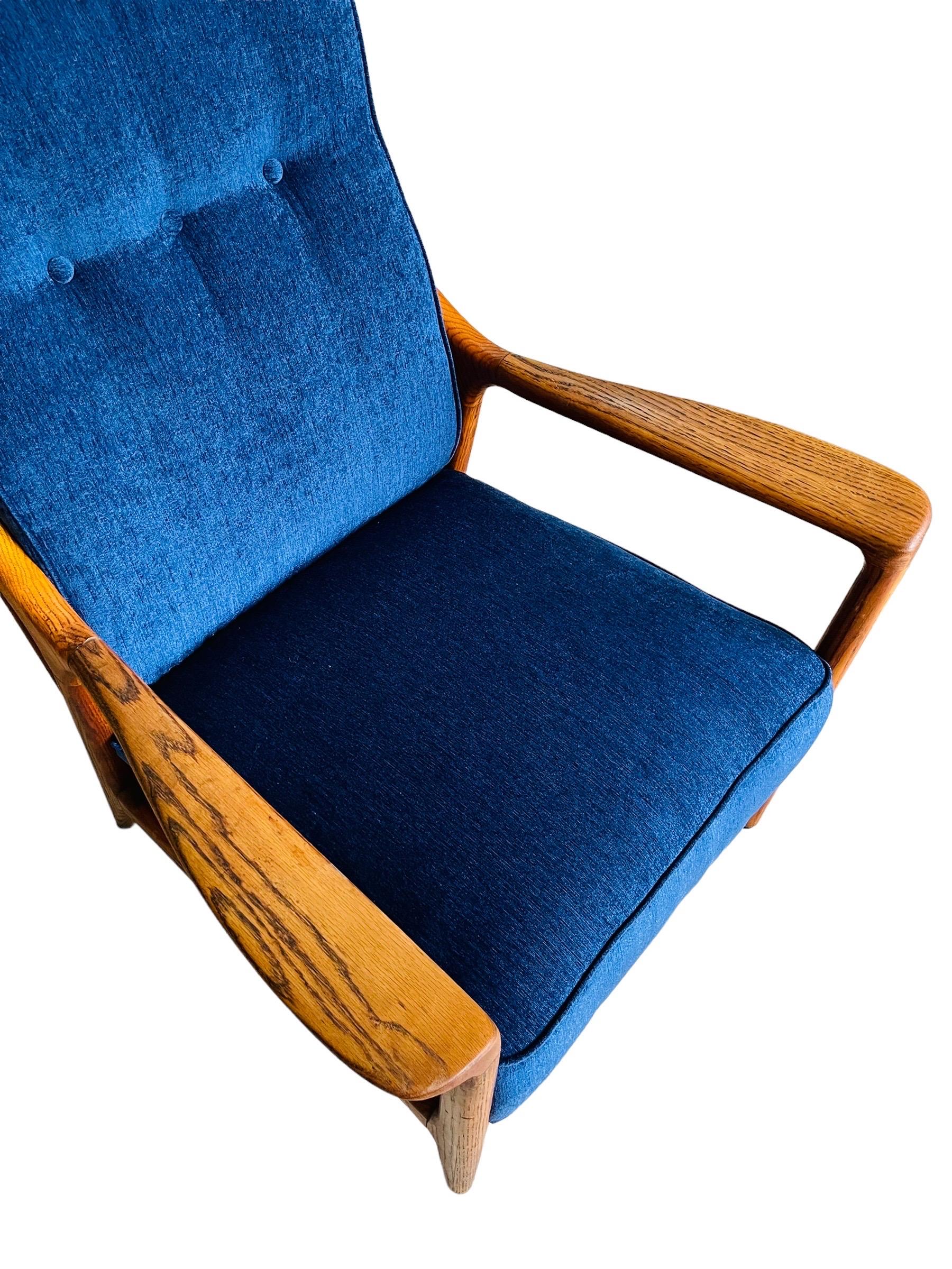 20th Century Mid-Century Modern Oak Lounge Chair by Jack Van Der Molen