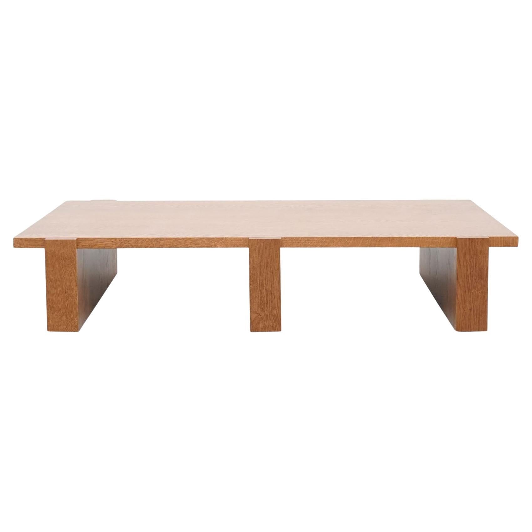 Table basse en chêne moderne du milieu du siècle par DADA est, faite à la main en Espagne, 2021