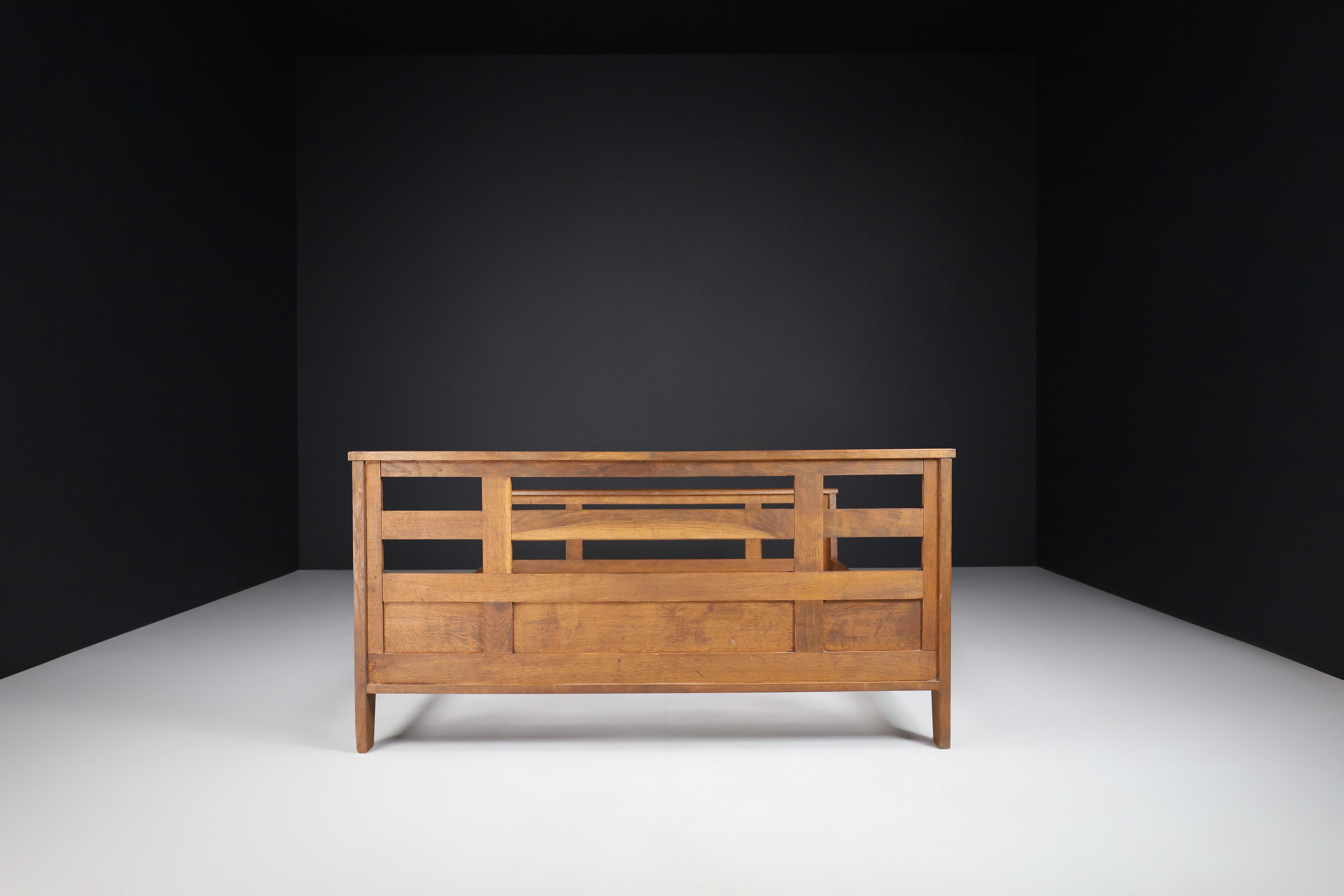 Mid-20th Century Mid-century Modern Oak Reconstruction Bed in Oak by René Gabriel, France 1940s For Sale