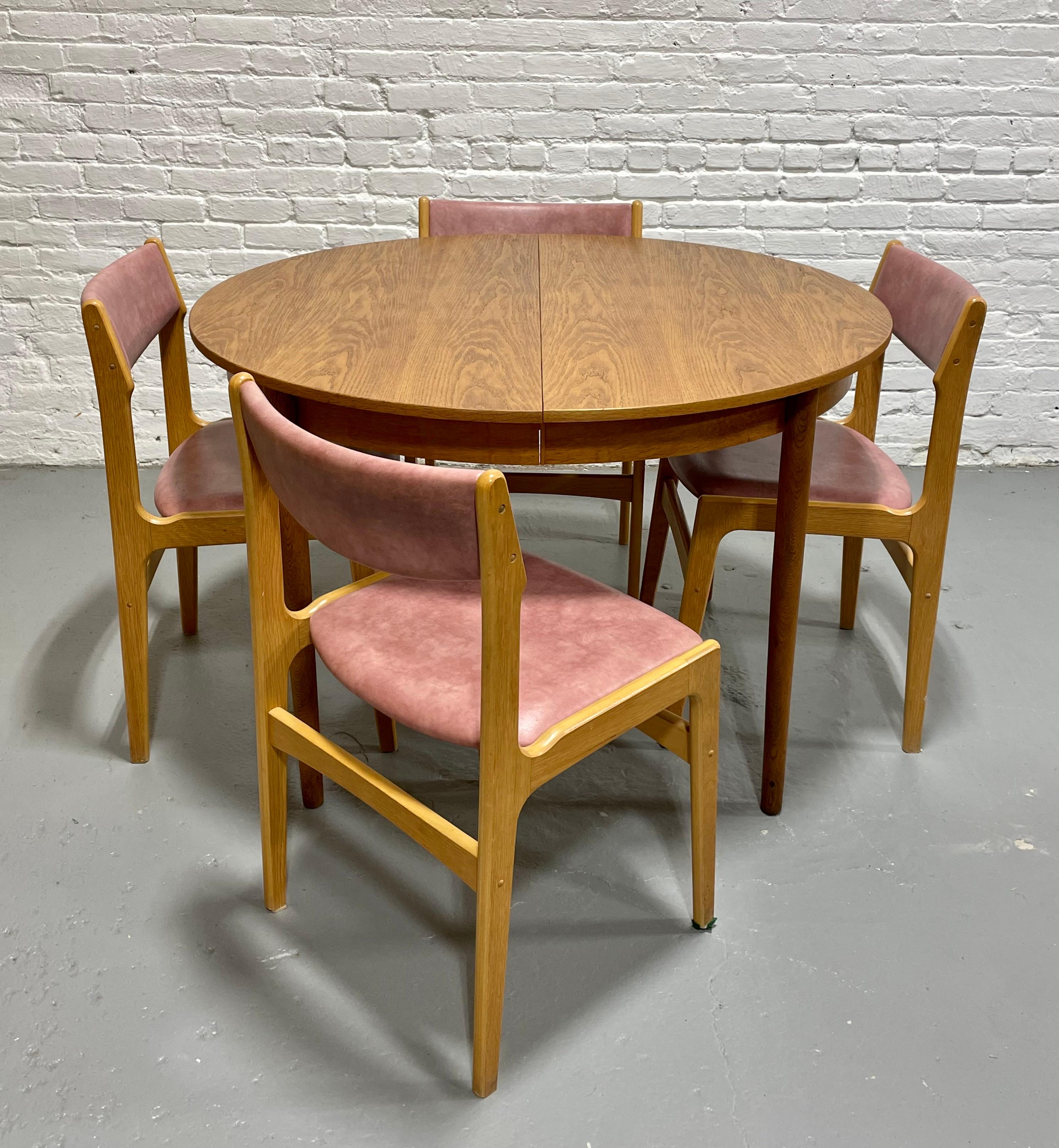 Mid Century MODERN Oak ROUND to OVAL Dining Table, Made in Denmark, c. 1960's 4