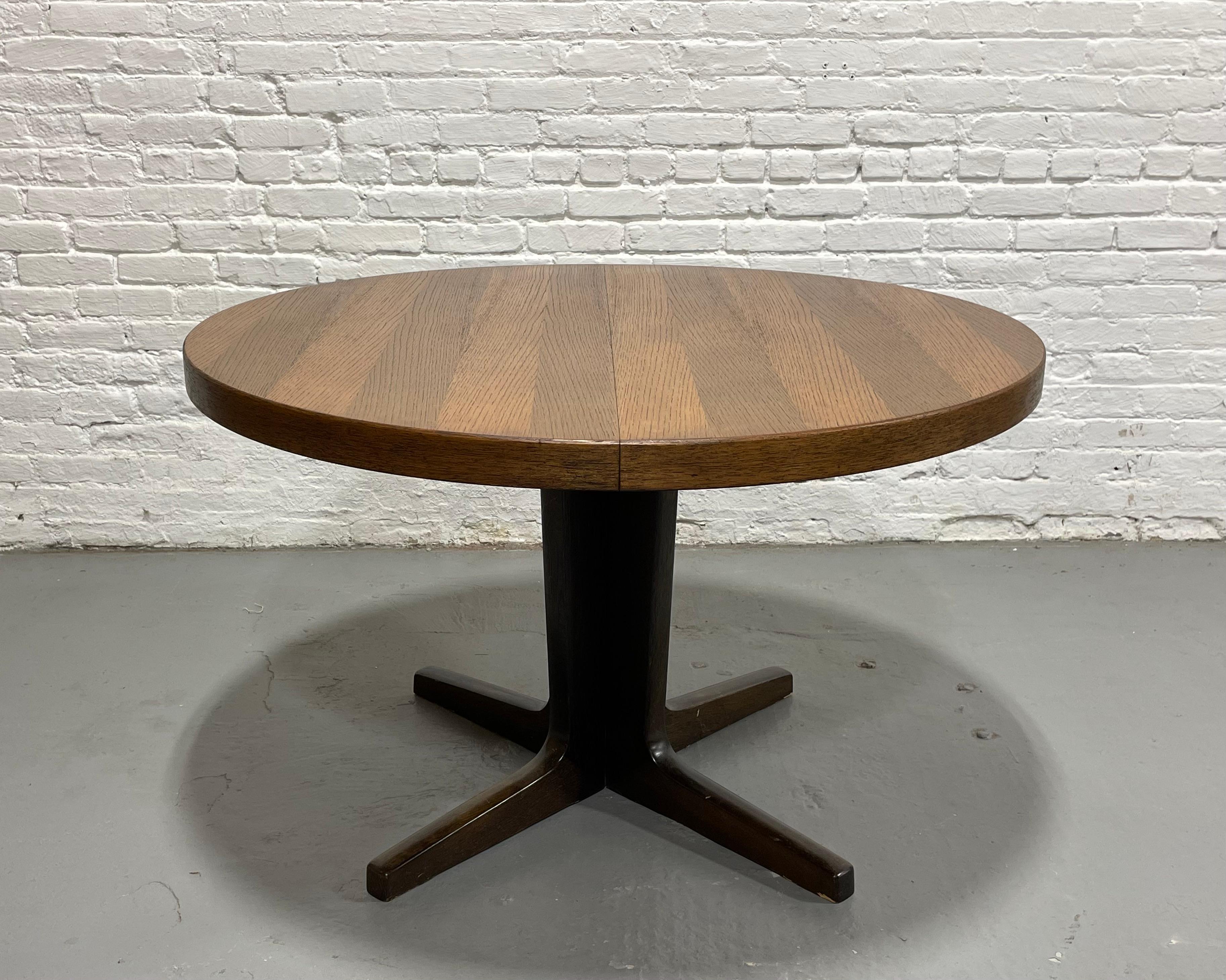 Oak Mid Century MODERN OAK ROUND to OVAL Dining Table, Made in Denmark. c. 1960s For Sale