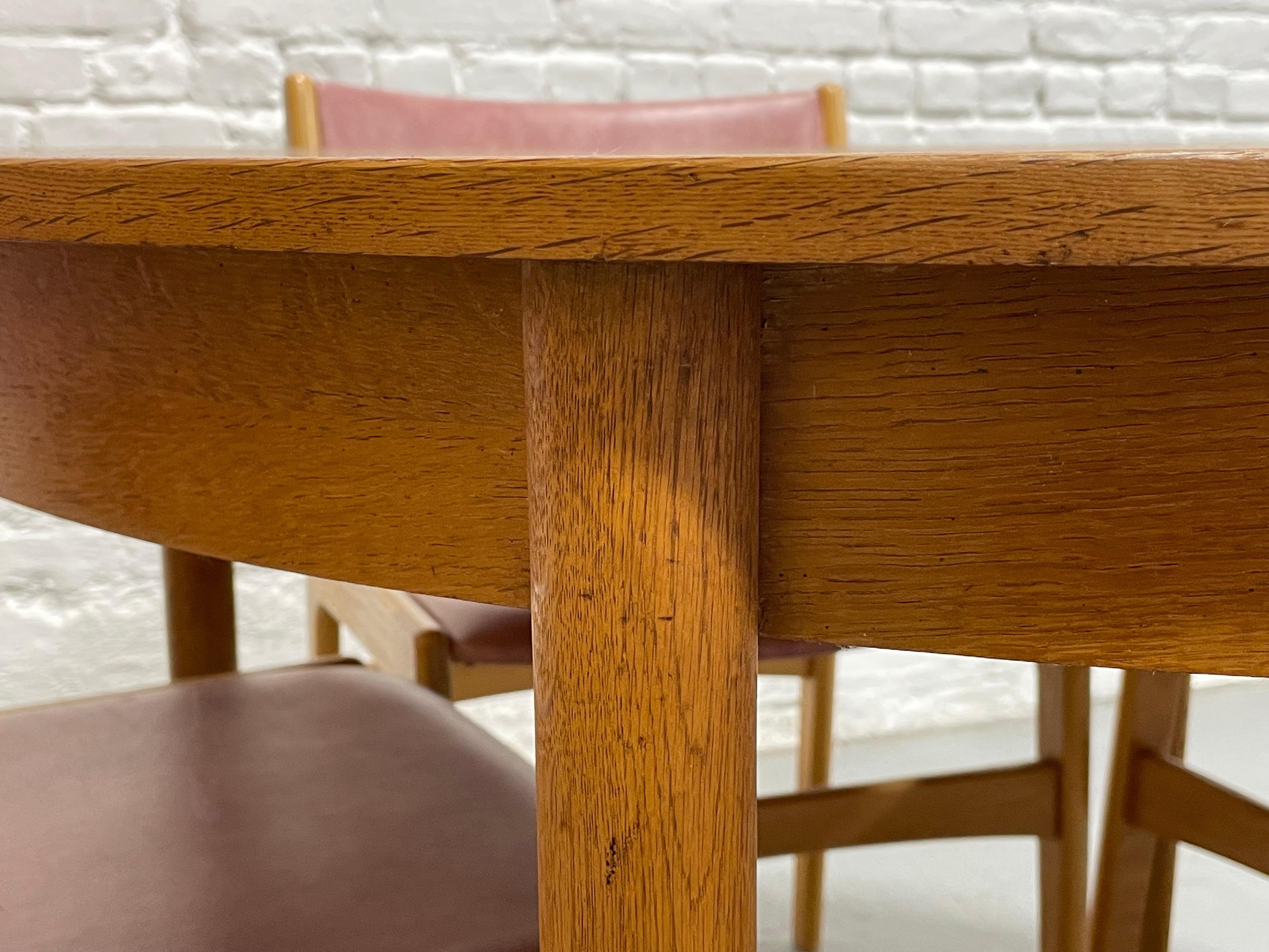 Mid Century MODERN Oak ROUND to OVAL Dining Table, Made in Denmark, c. 1960's 1