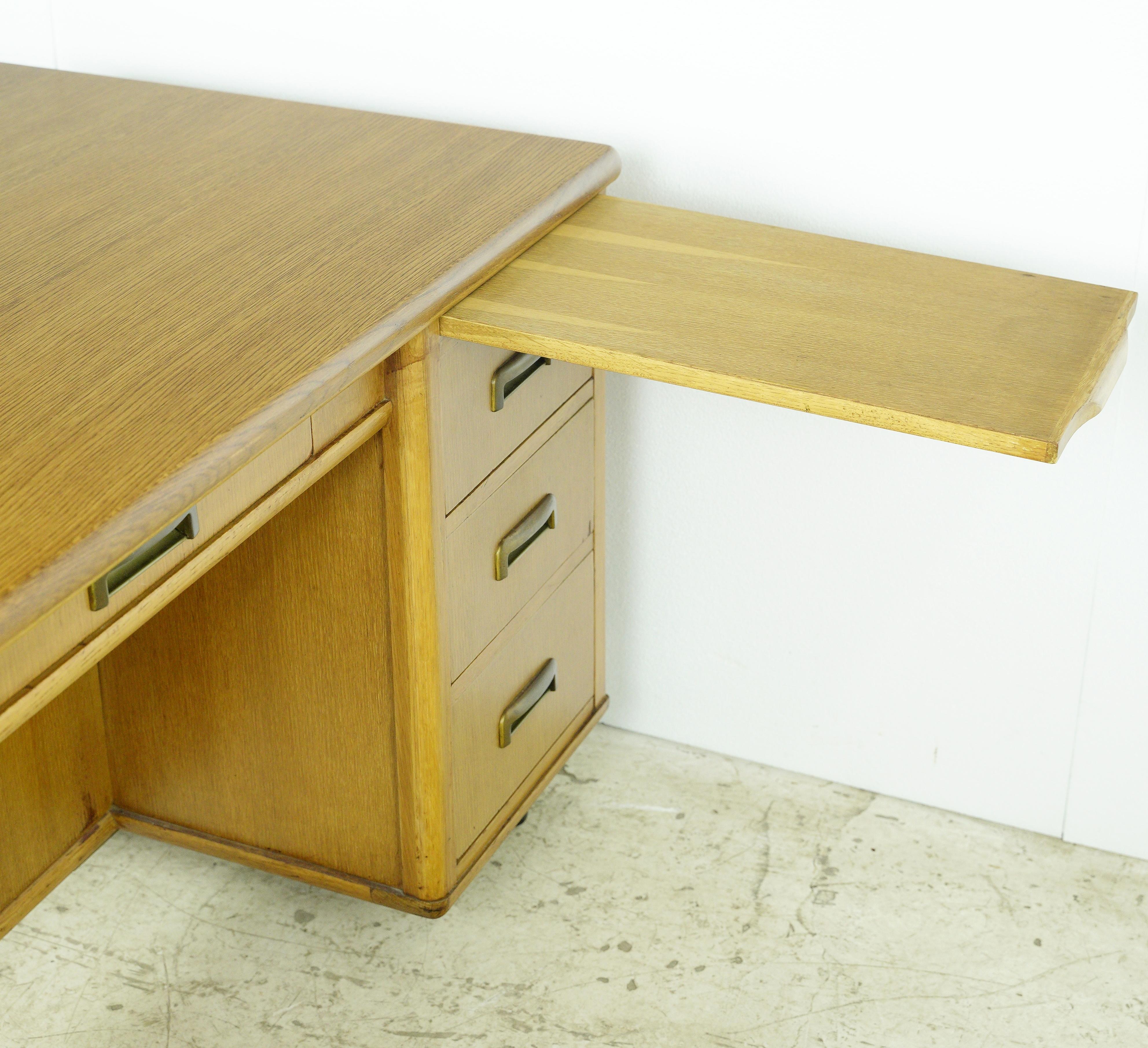 Mid-Century Modern Oak Storage Office Desk 4 Drawers  5