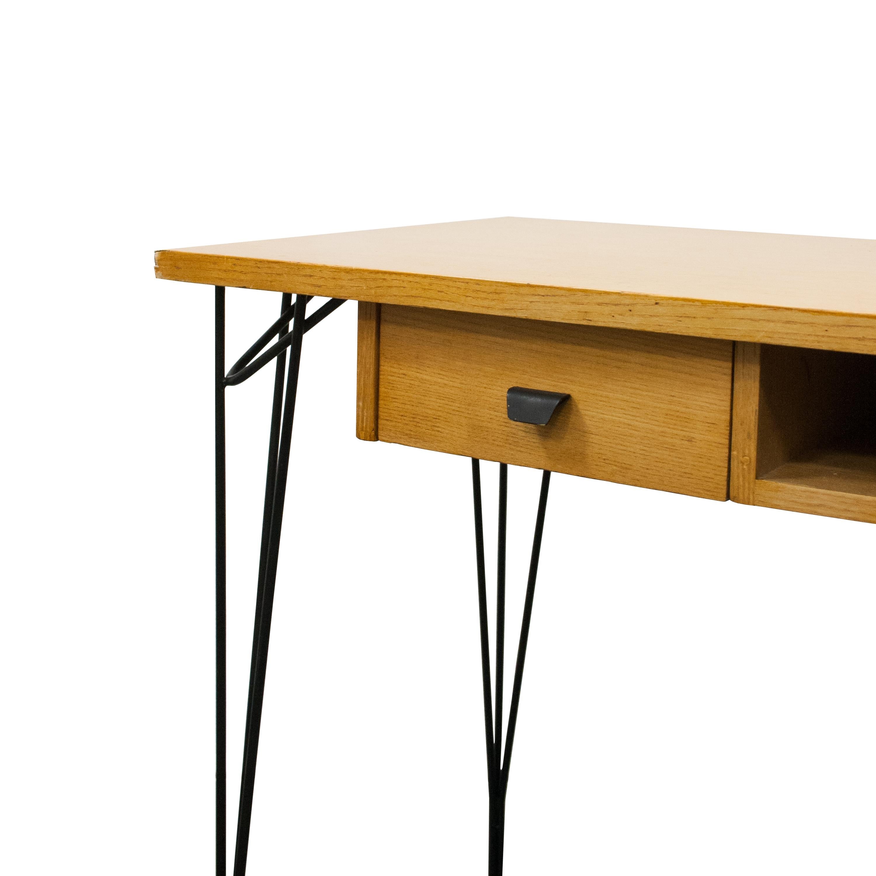 Mid-20th Century Mid-Century Modern Oak Wood Desk Eddited by ISA Bergamo, Italy, 1950