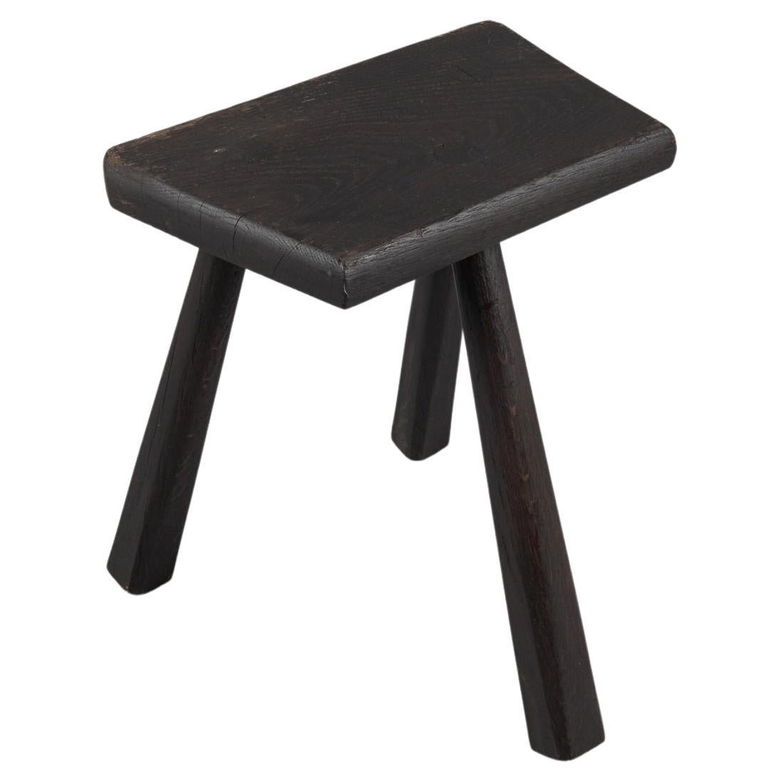 Mid-Century Modern oak work stool from the French province, 1960s. For Sale