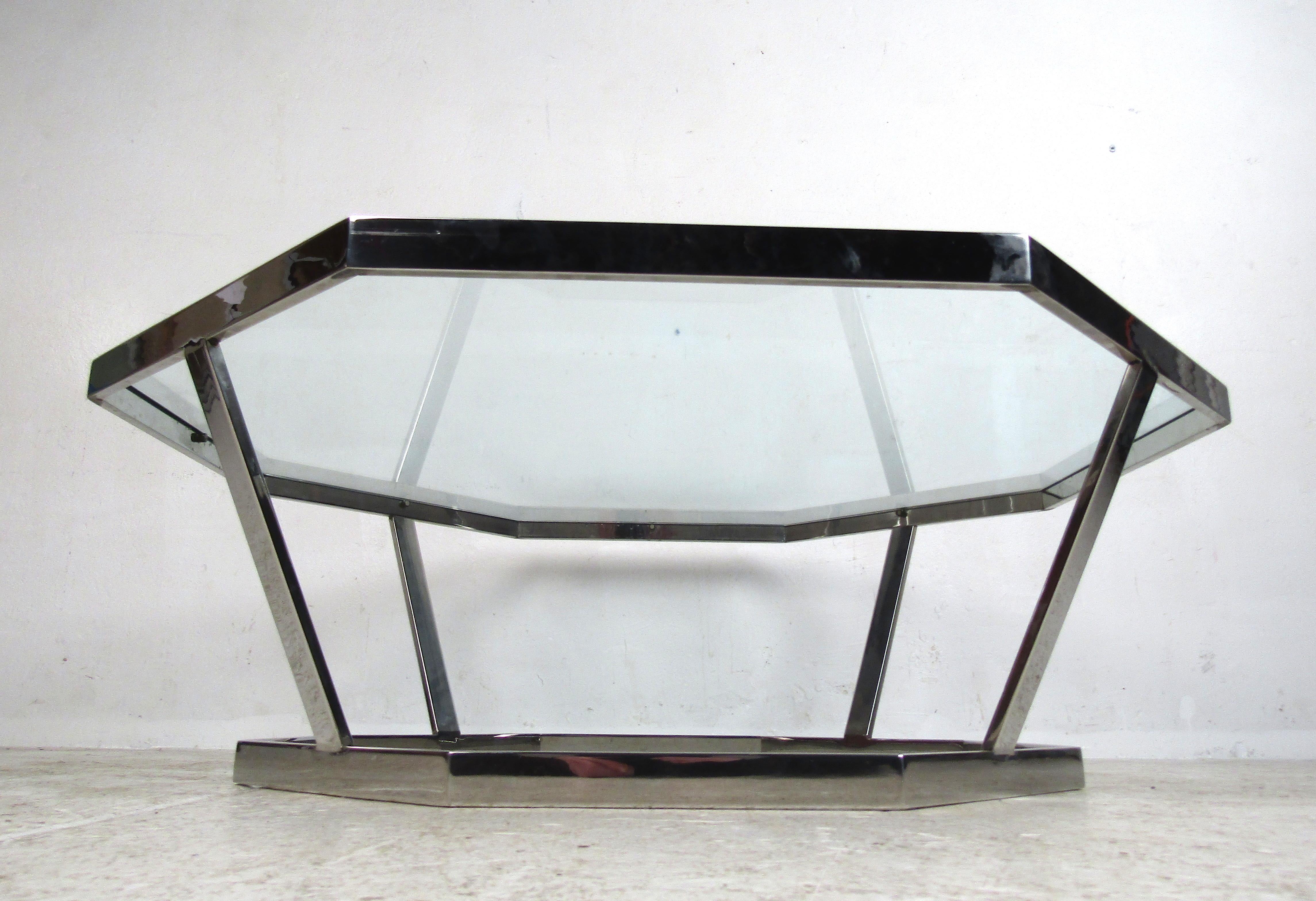 20th Century Mid-Century Modern Octagonal Chrome and Glass Coffee Table For Sale