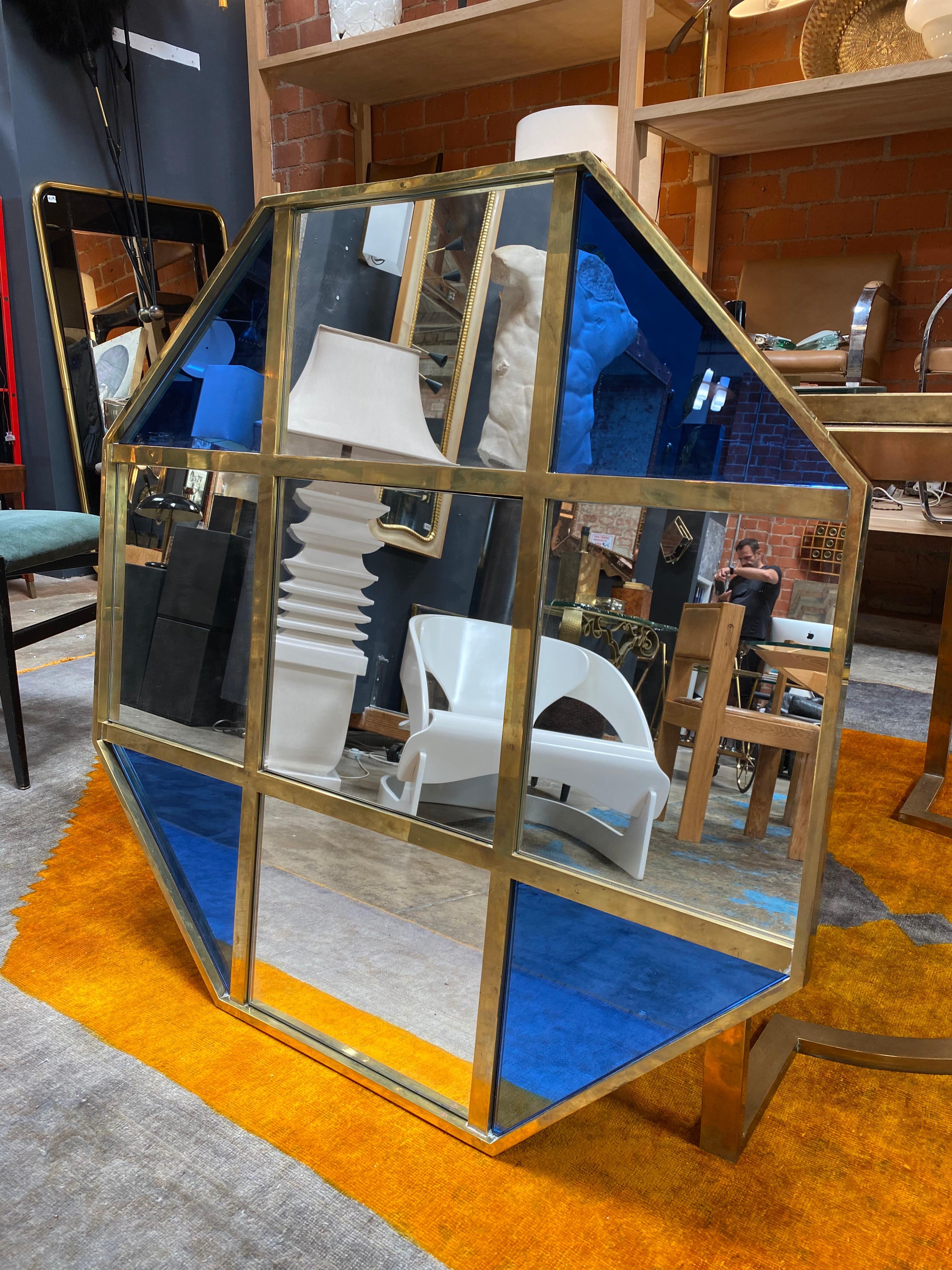 Miroir mural octogonal surdimensionné moderne du milieu du siècle dernier, Italie, 1970 Bon état - En vente à Los Angeles, CA
