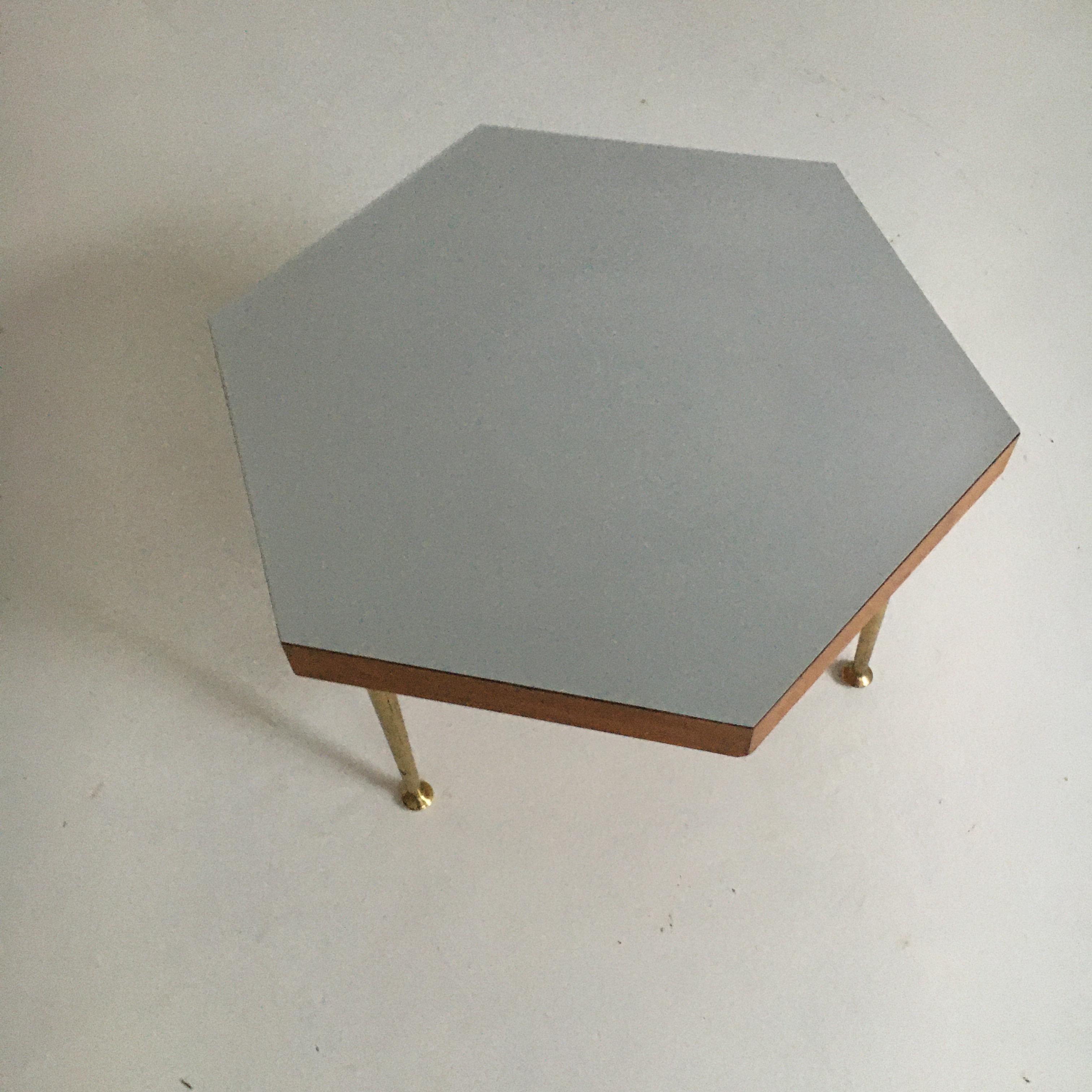 Mid-Century Modern Octagonal Side Table With Formica Top, Austria 1950 In Good Condition In Vienna, AT