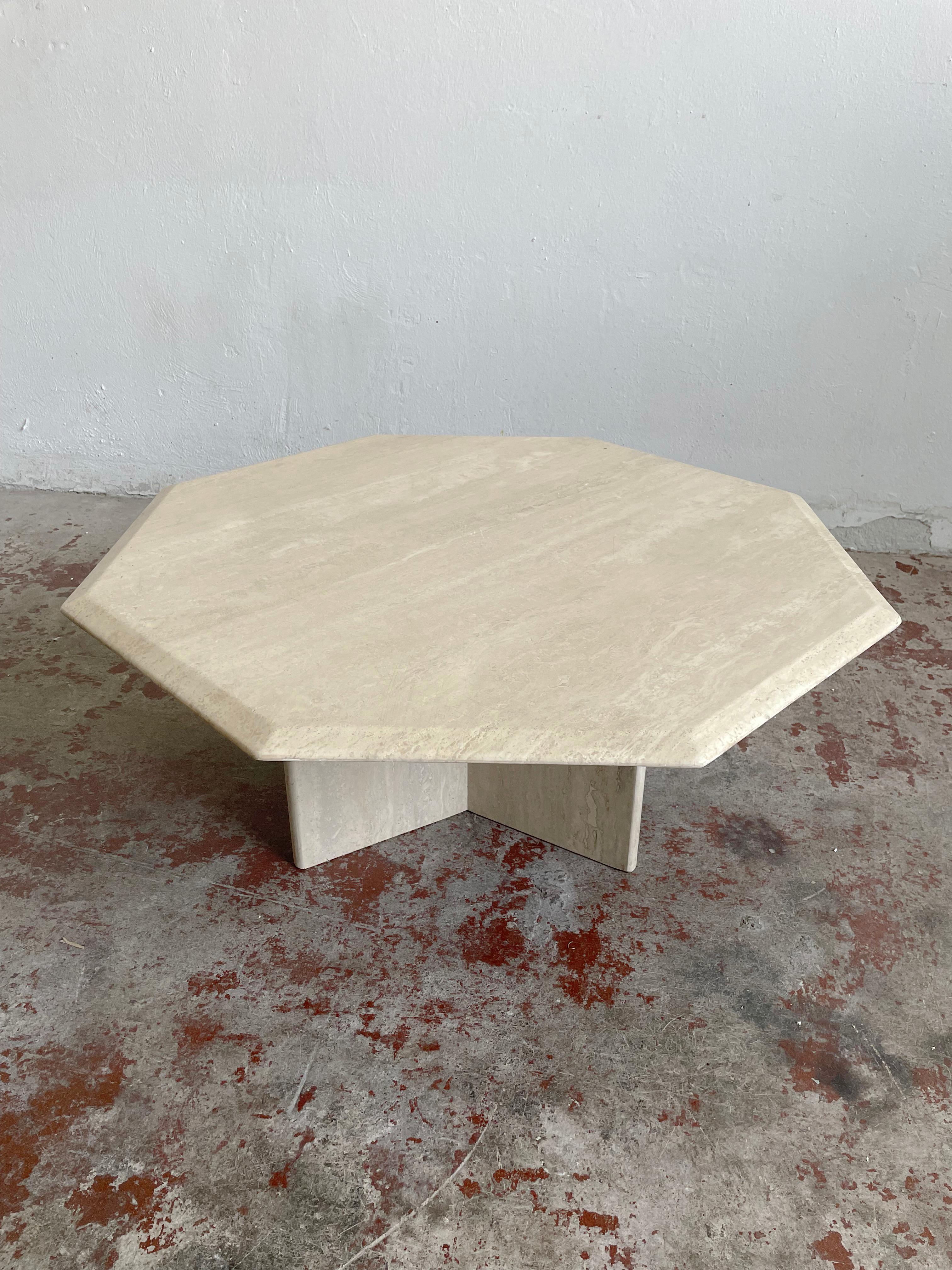 Mid-Century Modern Octagonal Travertine Stone Coffee Table, Italy, 1970s 5