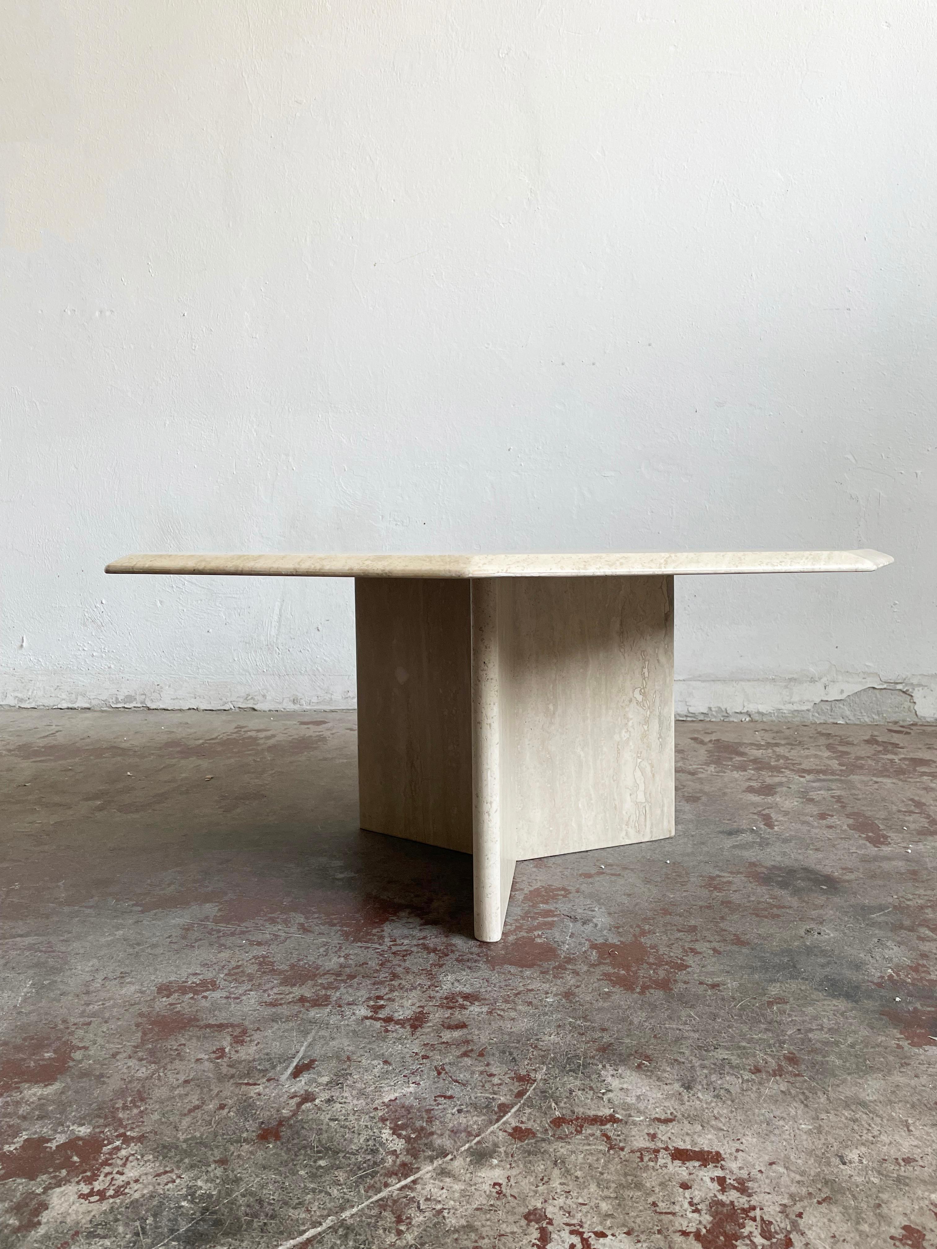 Mid-Century Modern Octagonal Travertine Stone Coffee Table, Italy, 1970s 2