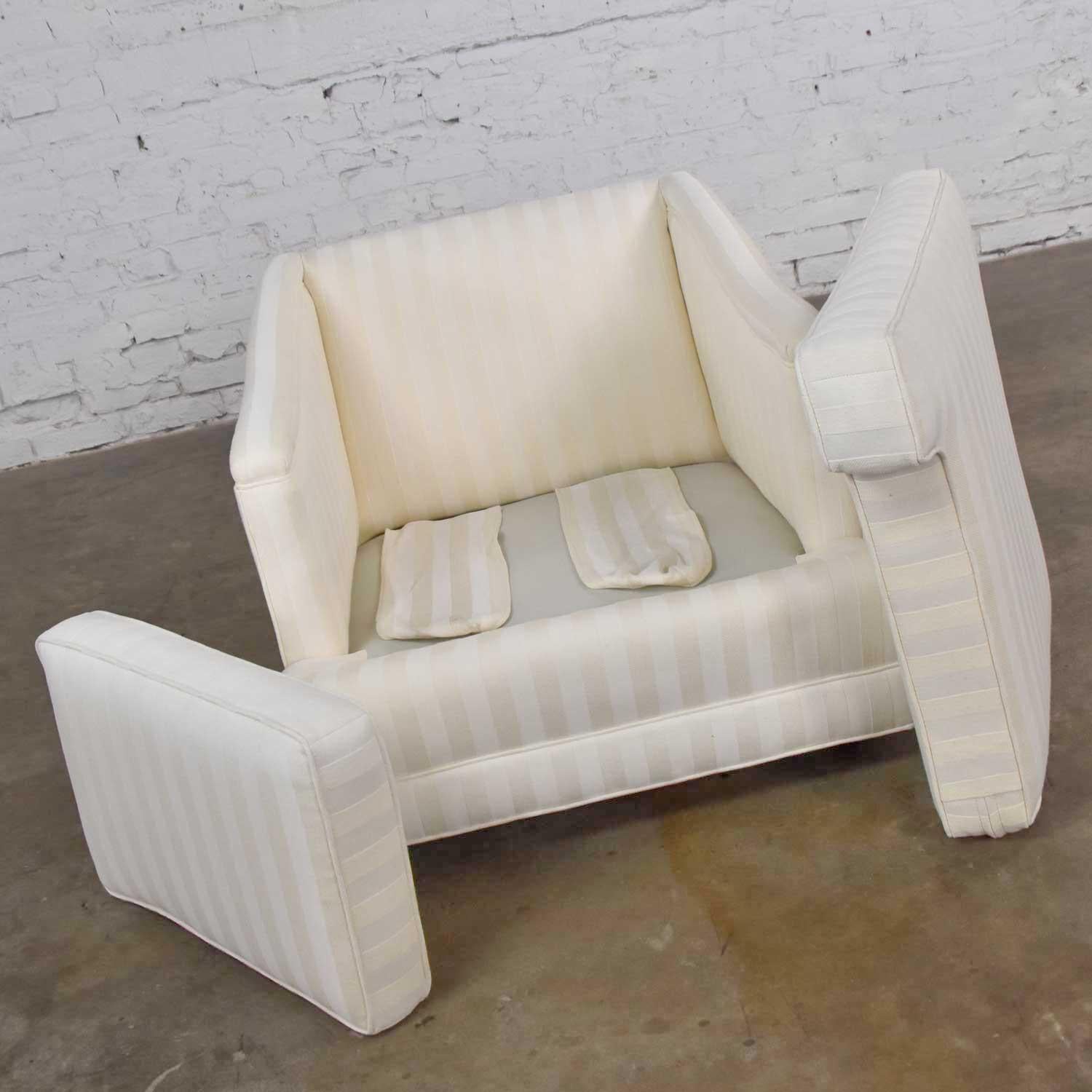 Mid-Century Modern Off White Tone on Tone Stripe Lounge Chair on Rolling Casters For Sale 5