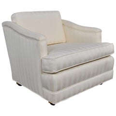 Fauteuil de salon moderne du milieu du siècle dernier à rayures de ton blanc cassé sur roulettes à roulettes