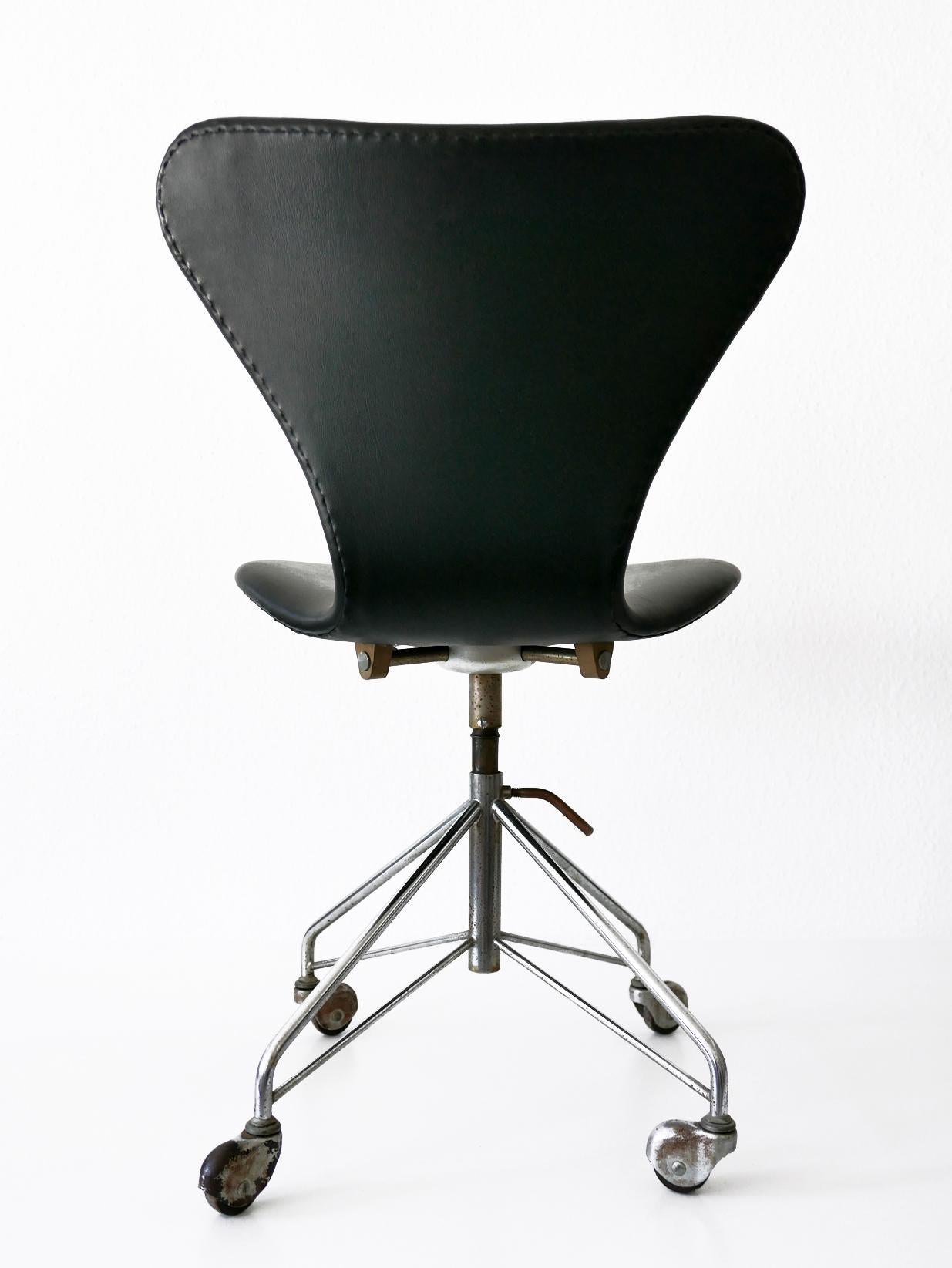 Acier Chaise de bureau moderne du milieu du siècle 3117 d'Arne Jacobsen pour Fritz Hansen, années 1960 en vente