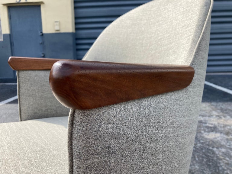 Mid Century Modern Office Desk Chair, Walnut, Seng Chicago Base at