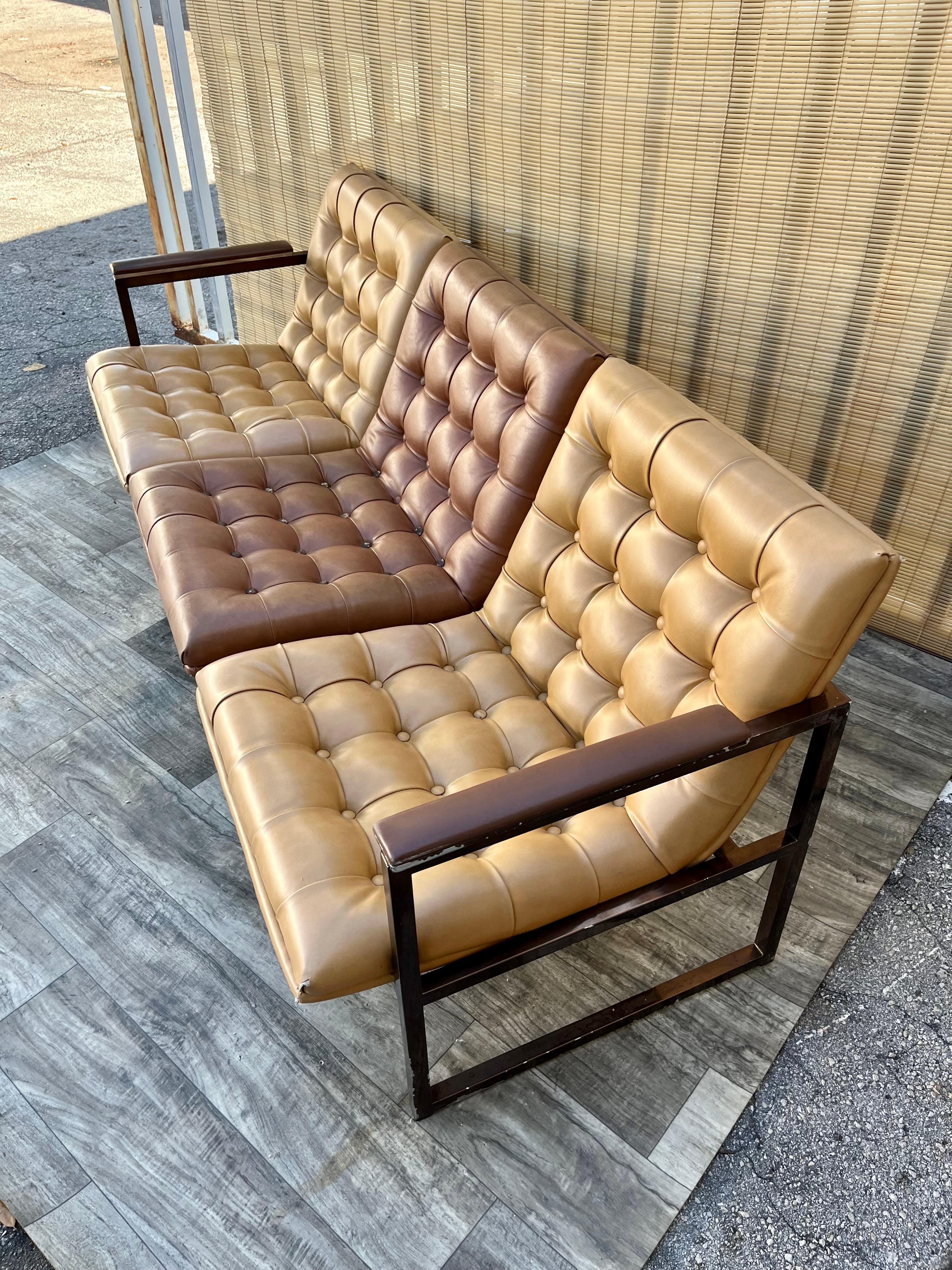 Canapé de bureau moderne du milieu du siècle dans le style de Milo Baughman Circa 1970 Bon état - En vente à Miami, FL