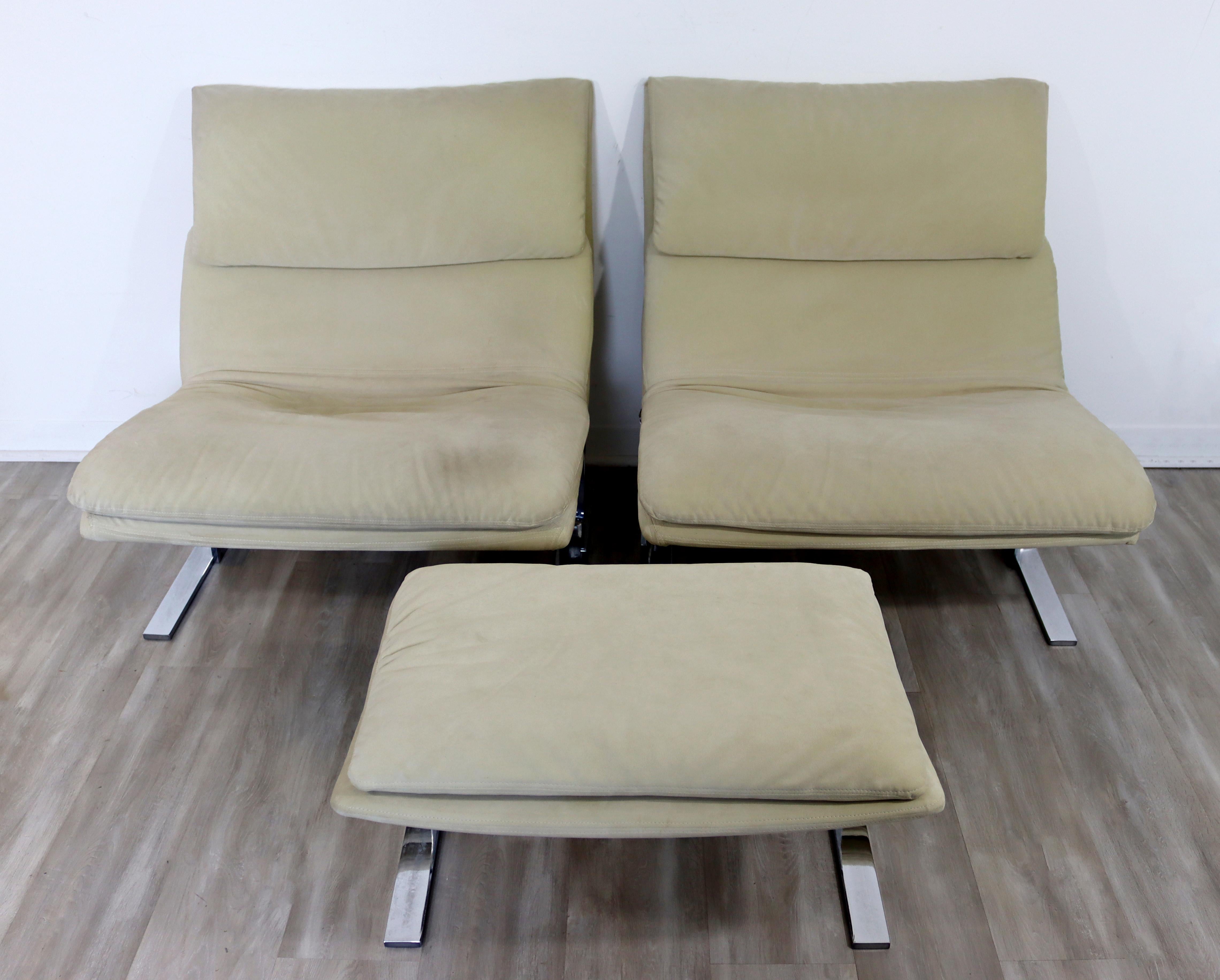 Italian Mid-Century Modern Offredi Saporiti Pair Onda Wave Lounge Chairs & Ottoman 1970s
