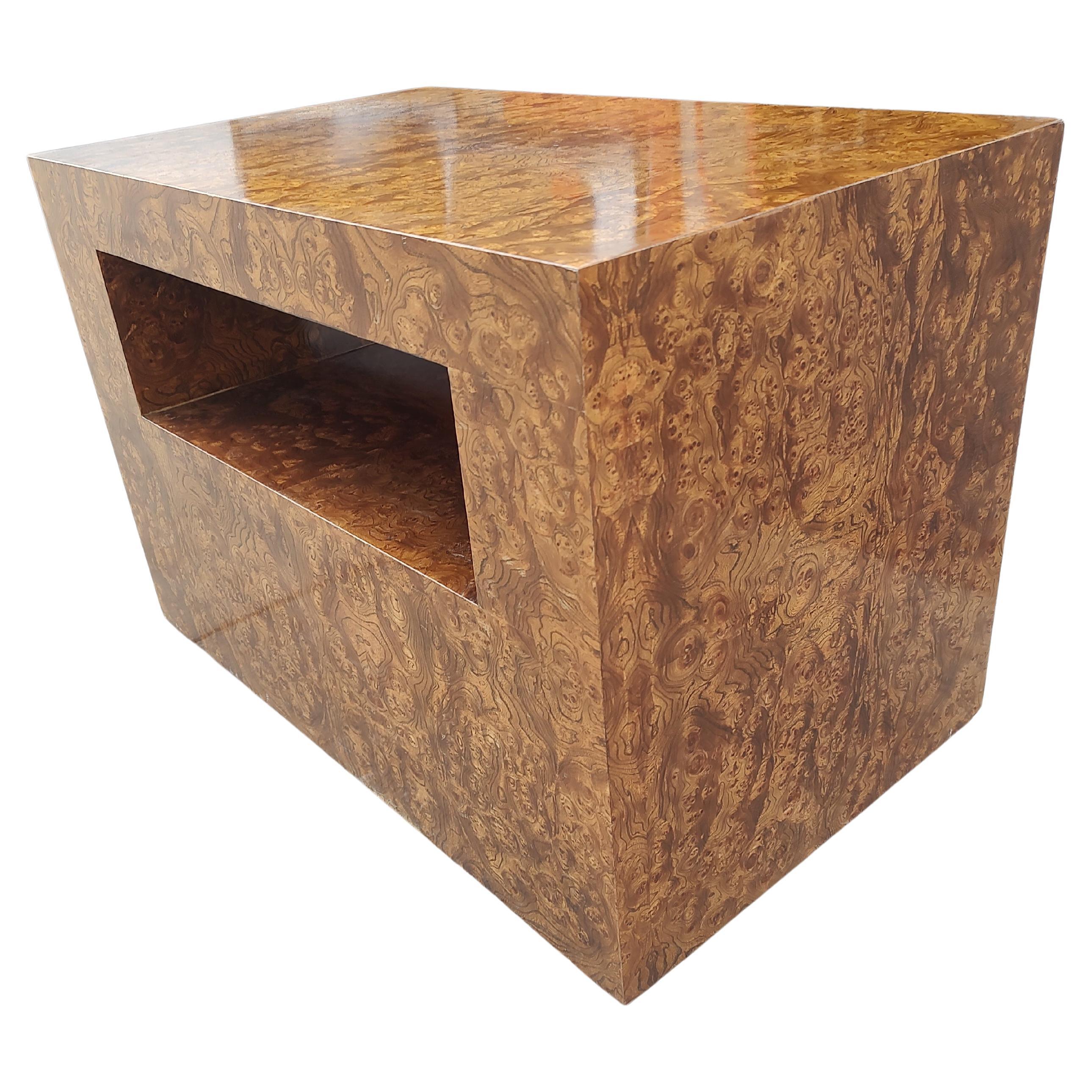 Mid Century Modern Burled Olivewood TV Stand Attributed to Milo Baughman C1975  For Sale 1