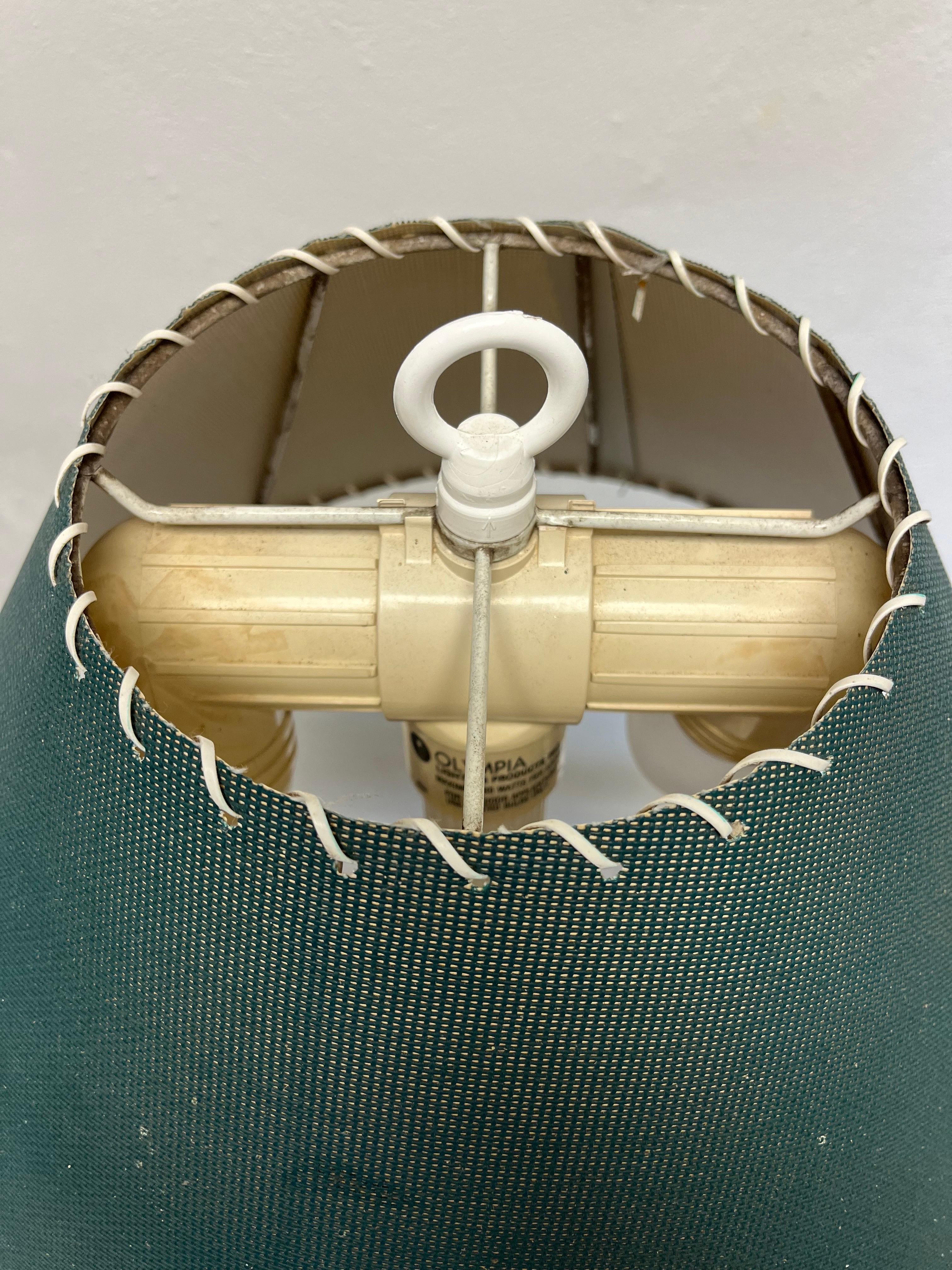 Metallo Lampada da tavolo da esterno per interni Olympia, moderna e di metà secolo in vendita
