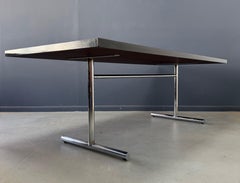 Mid-Century Modern "Omega" table designed by Hans Eichenberger for Stendig