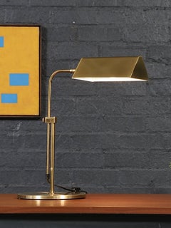 Lampe de bureau "OMI" en laiton articulé, moderne du milieu du siècle dernier, par Koch & Lowy