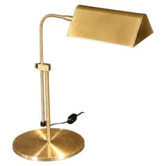 Lampe de bureau "OMI" en laiton articulé, moderne du milieu du siècle dernier, par Koch & Lowy