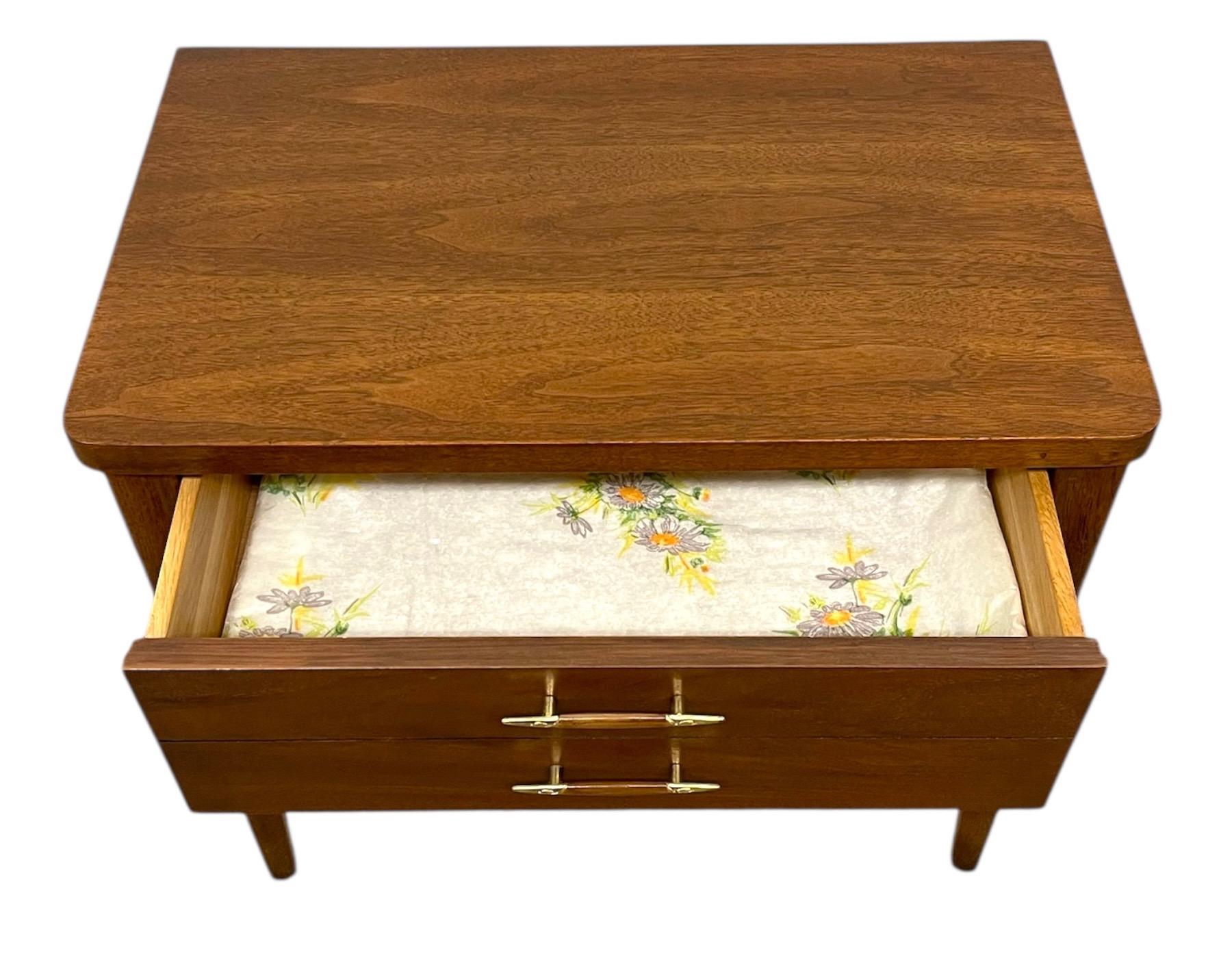 Bois Mid-century modern one-Drawer End Table with Brass tone Handles, 1960s en vente