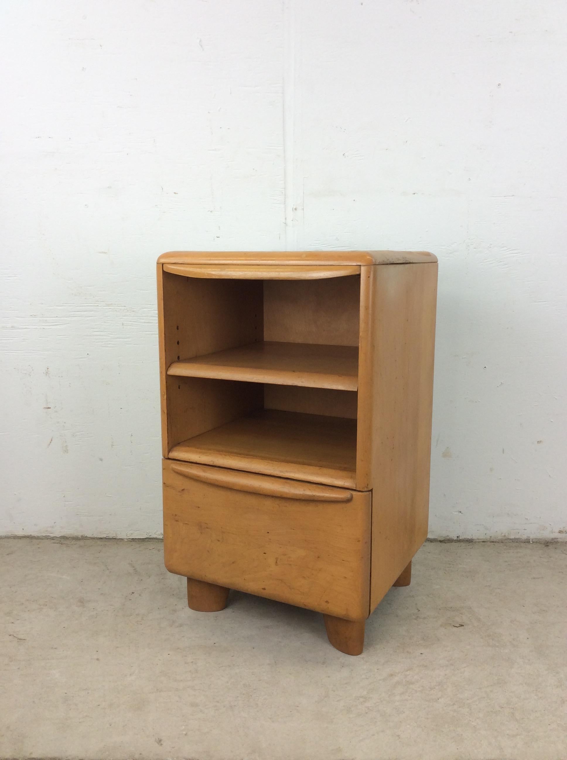 Mid Century Modern One Drawer Nightstand by Heywood Wakefield 4