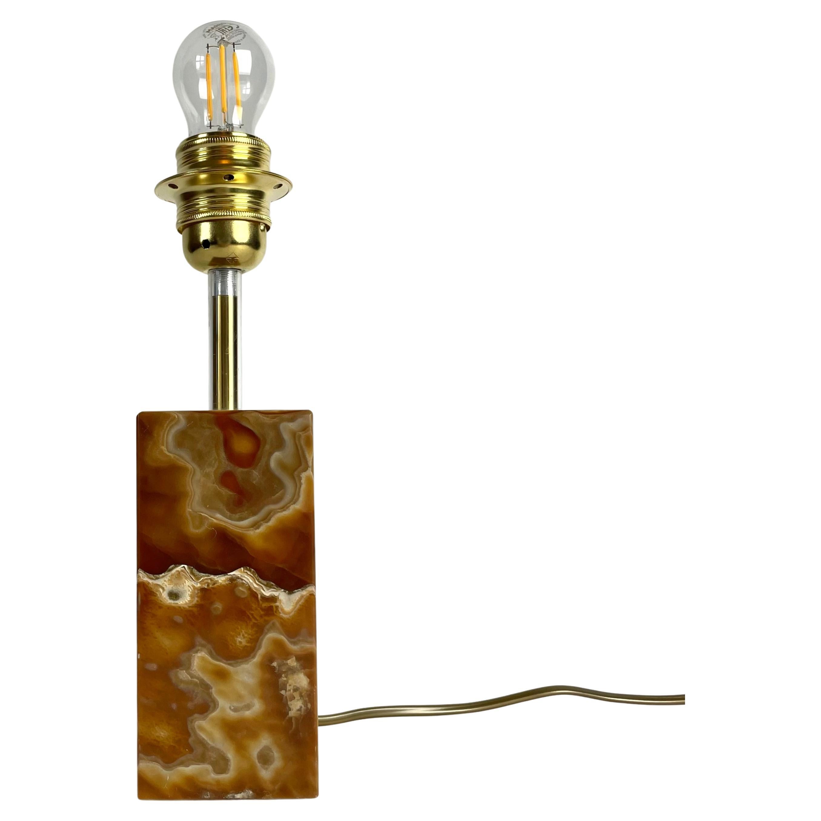 Mid-Century Modern Onyx and Brass Table Lamp – 1960s
