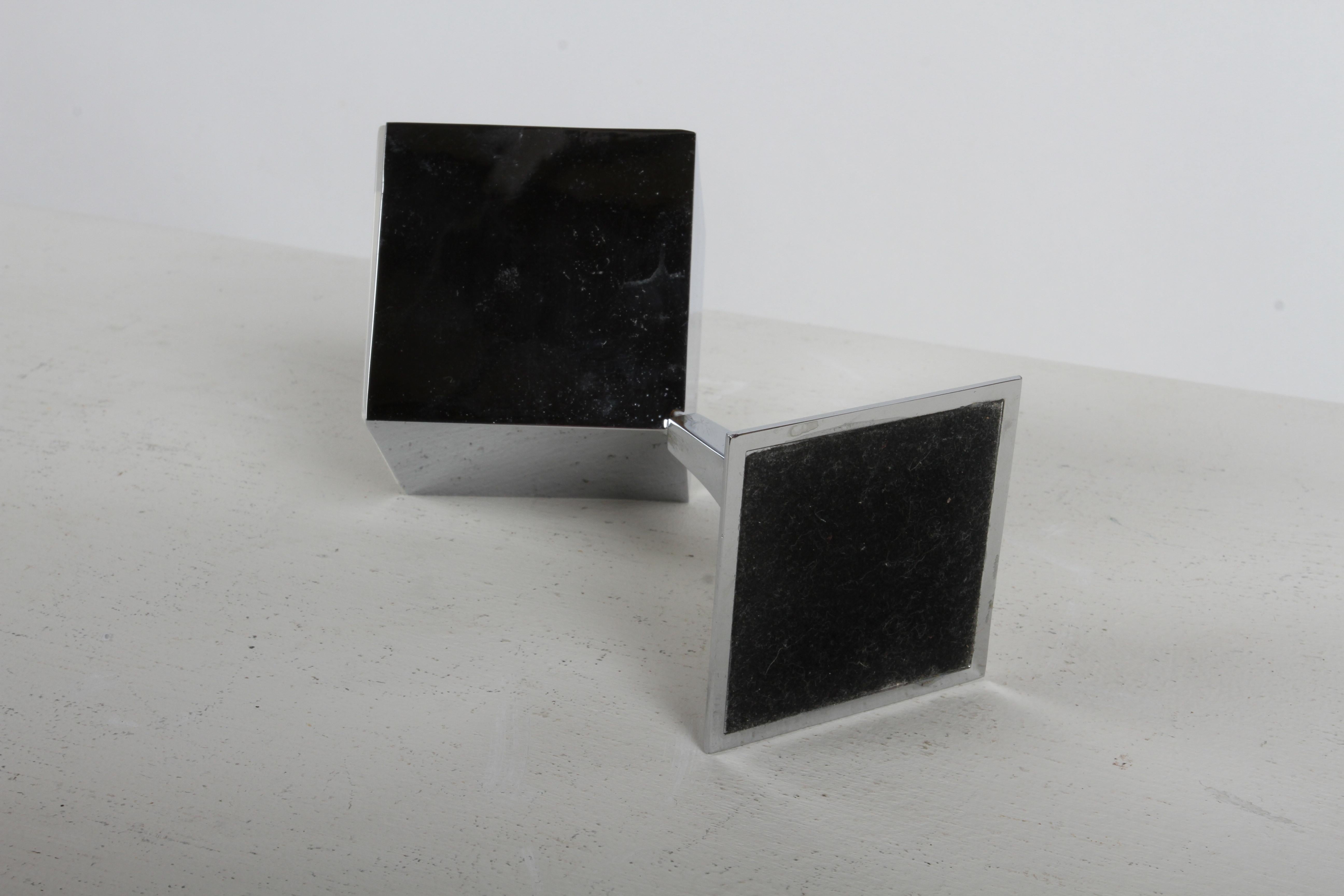 1960s MCM MOD OP-Art Chrome Base & Lucite Spinning Photo Prism Cube Sculpture For Sale 6