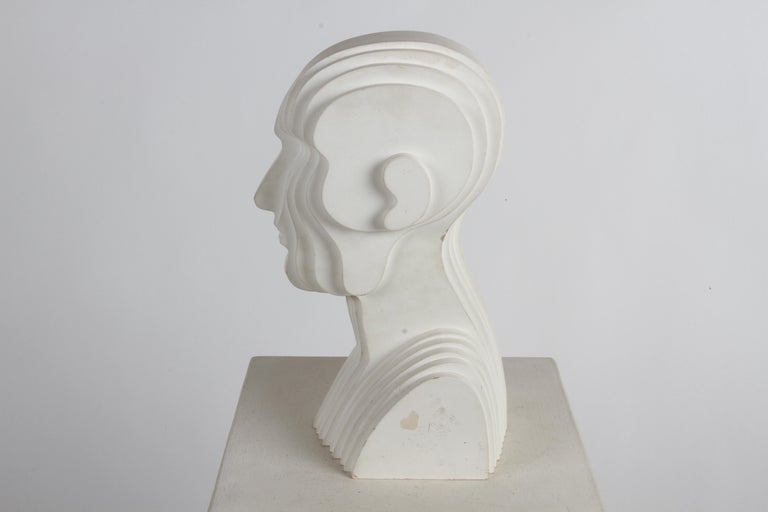 Mid-Century Modern OP-Art White Plywood Bust of Concentric Biomorphic Layers  For Sale 6
