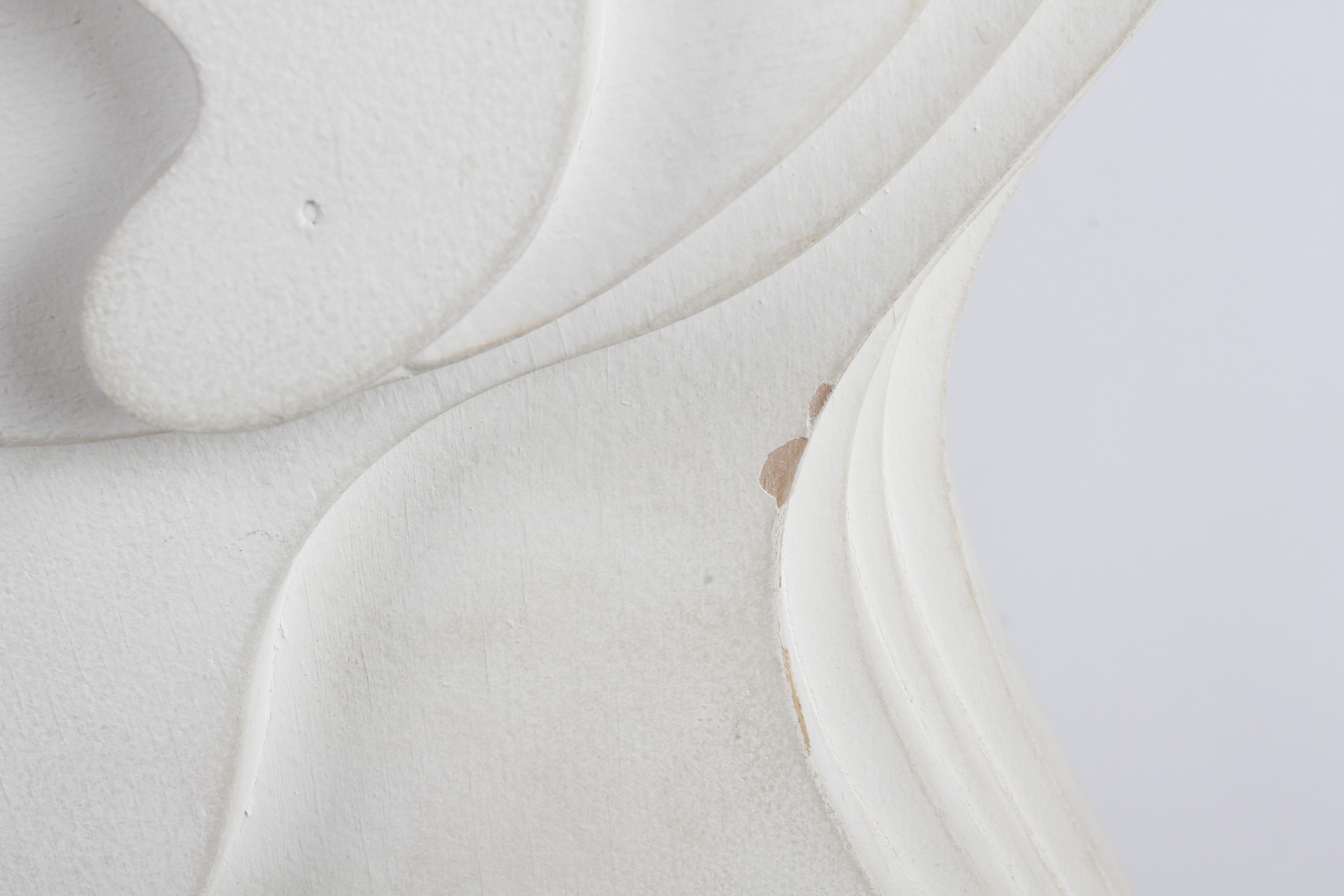 Mid-Century Modern OP-Art White Plywood Bust of Concentric Biomorphic Layers 7
