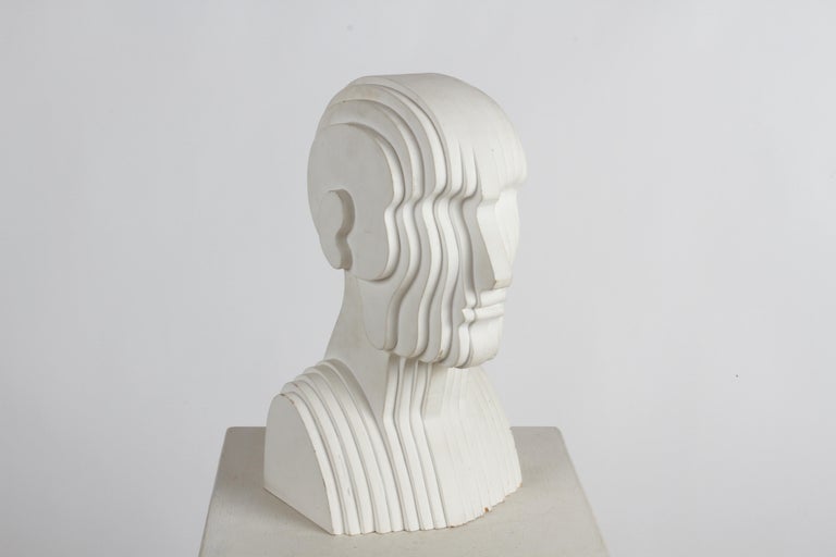 American Mid-Century Modern OP-Art White Plywood Bust of Concentric Biomorphic Layers  For Sale