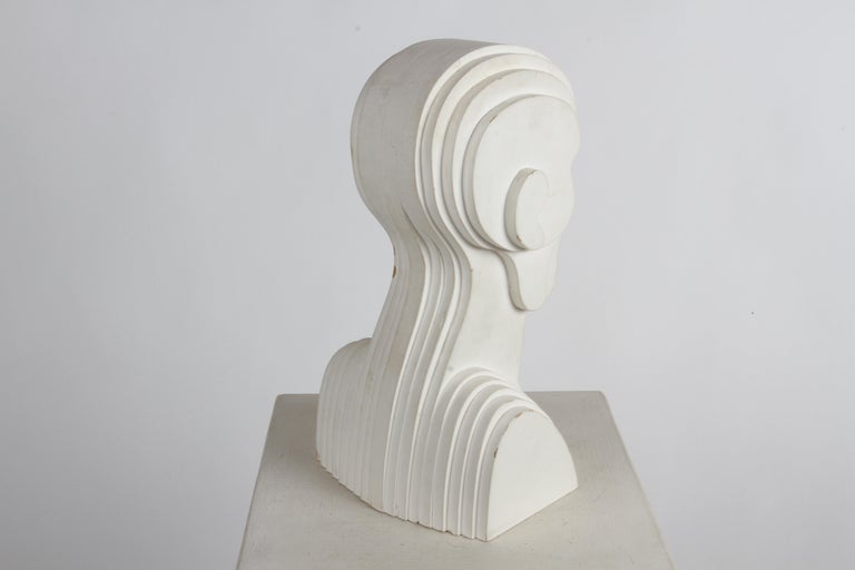 Mid-Century Modern OP-Art White Plywood Bust of Concentric Biomorphic Layers  For Sale 2
