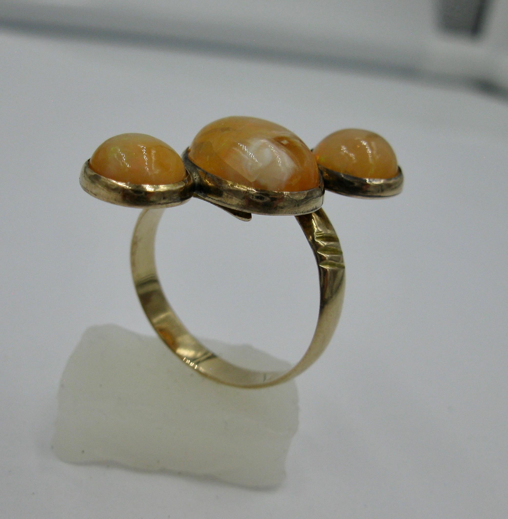 Mid-Century Modern Opal Ring 14 Karat Gold Eames Era Retro 4