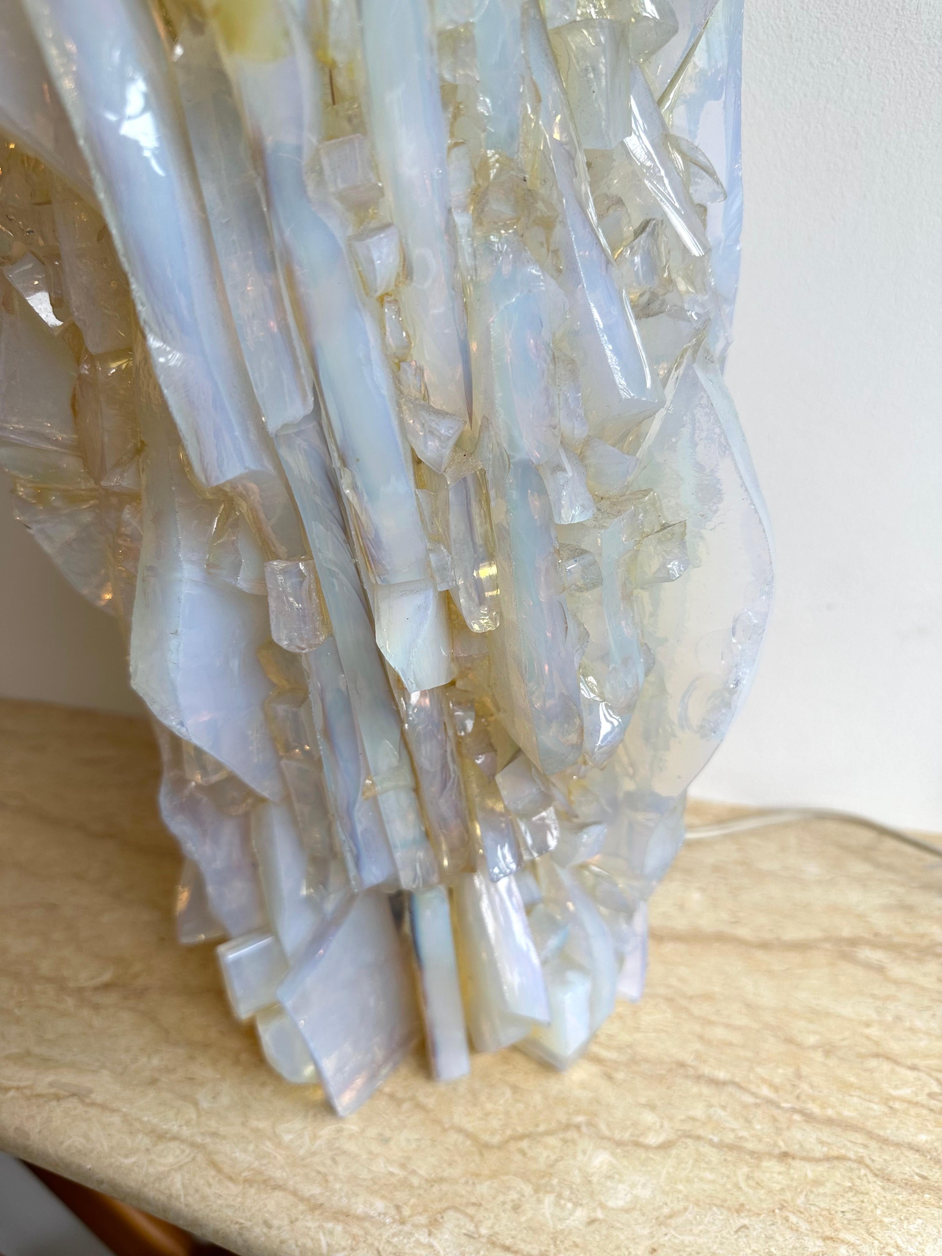 Italian Mid-Century Modern Opalescent Glass Abstract Sculpture Lamp. Italy, 1970s For Sale