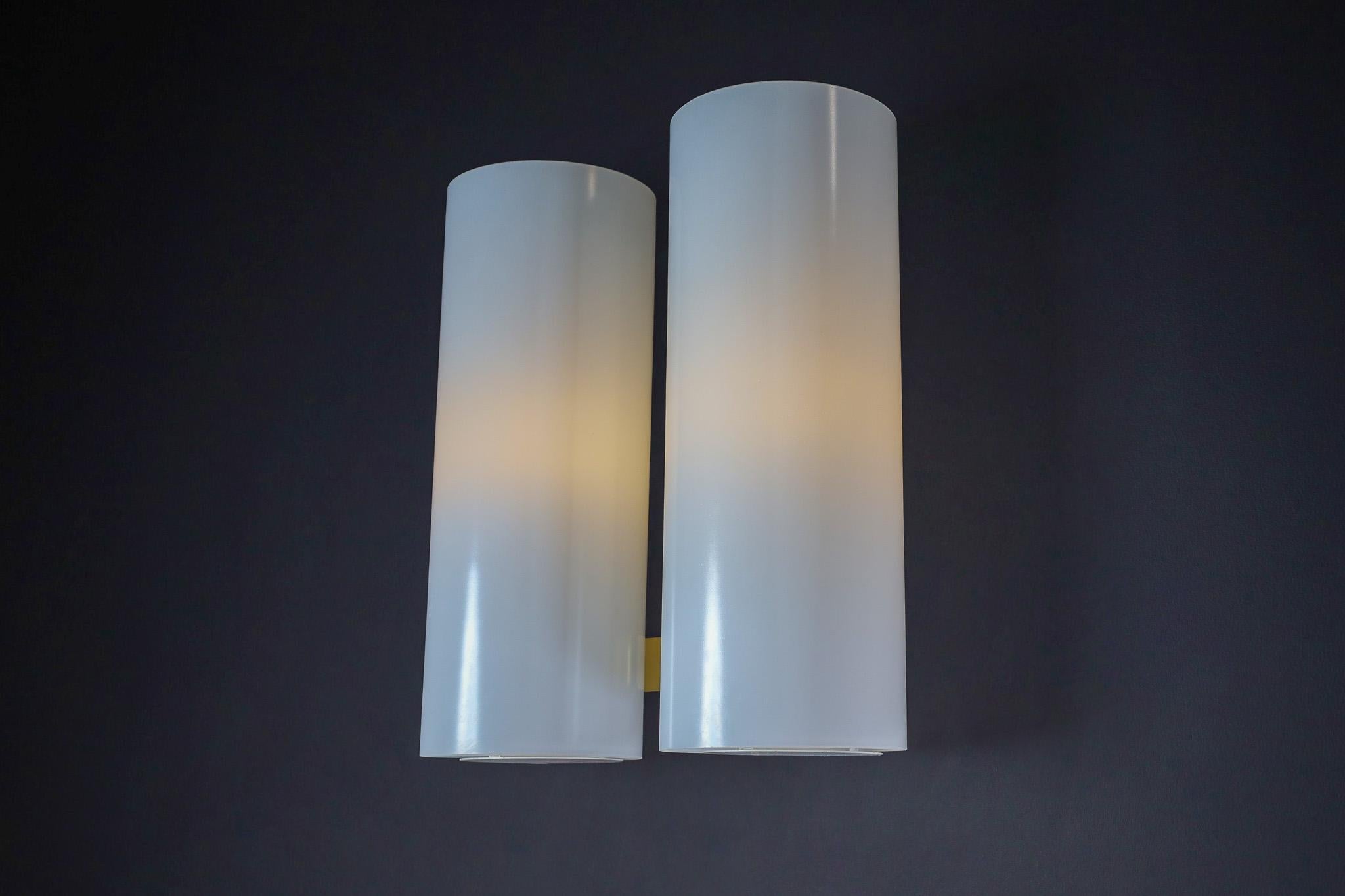 Mid-Century Modern Opaline Glass Wall light by Doria Leuchten, Germany 1960s For Sale 2