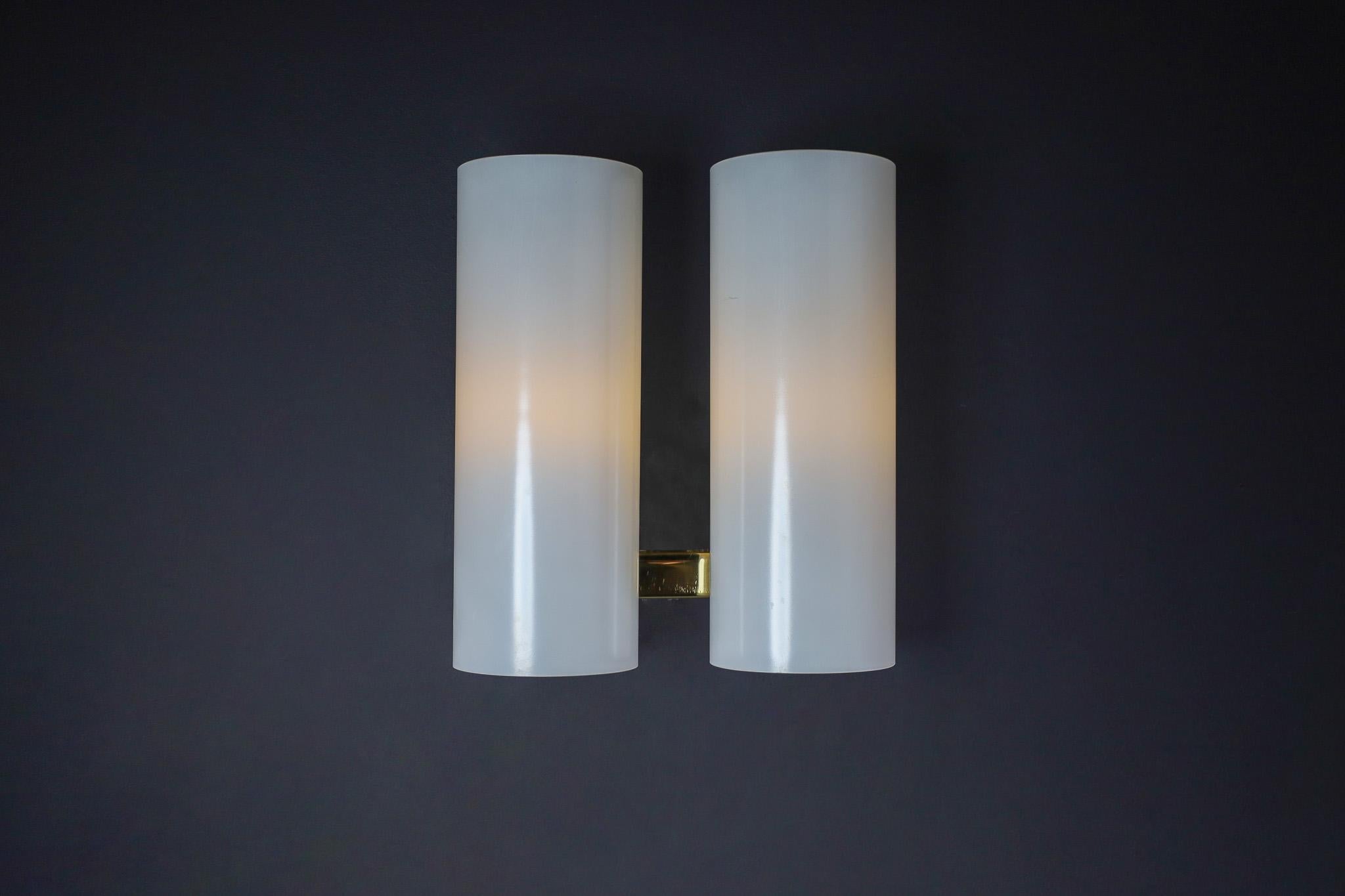 Mid-Century Modern Opaline Glass Wall light by Doria Leuchten, Germany 1960s For Sale 3